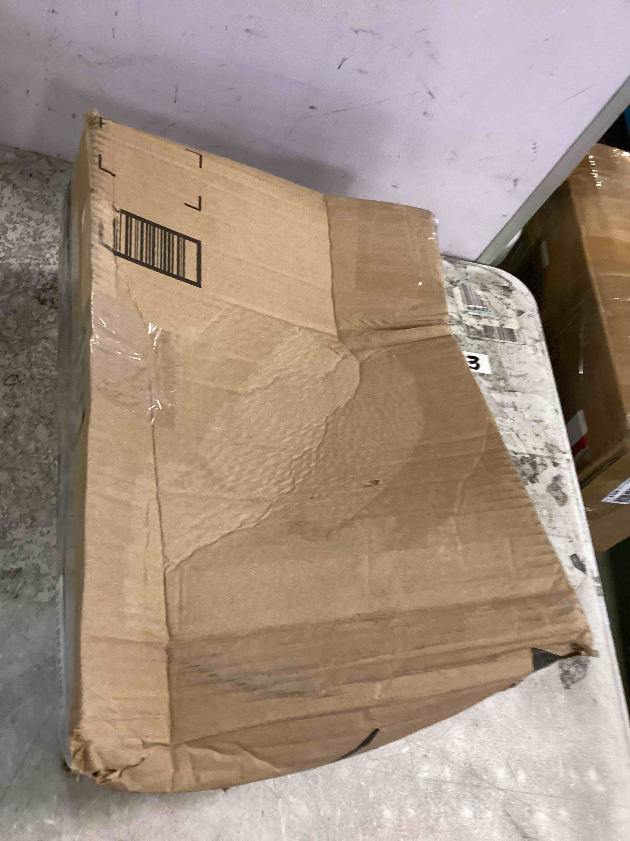 https://s3.amazonaws.com/lotting-images-prod/bidfta/RED6401639_1718109302194.jpeg