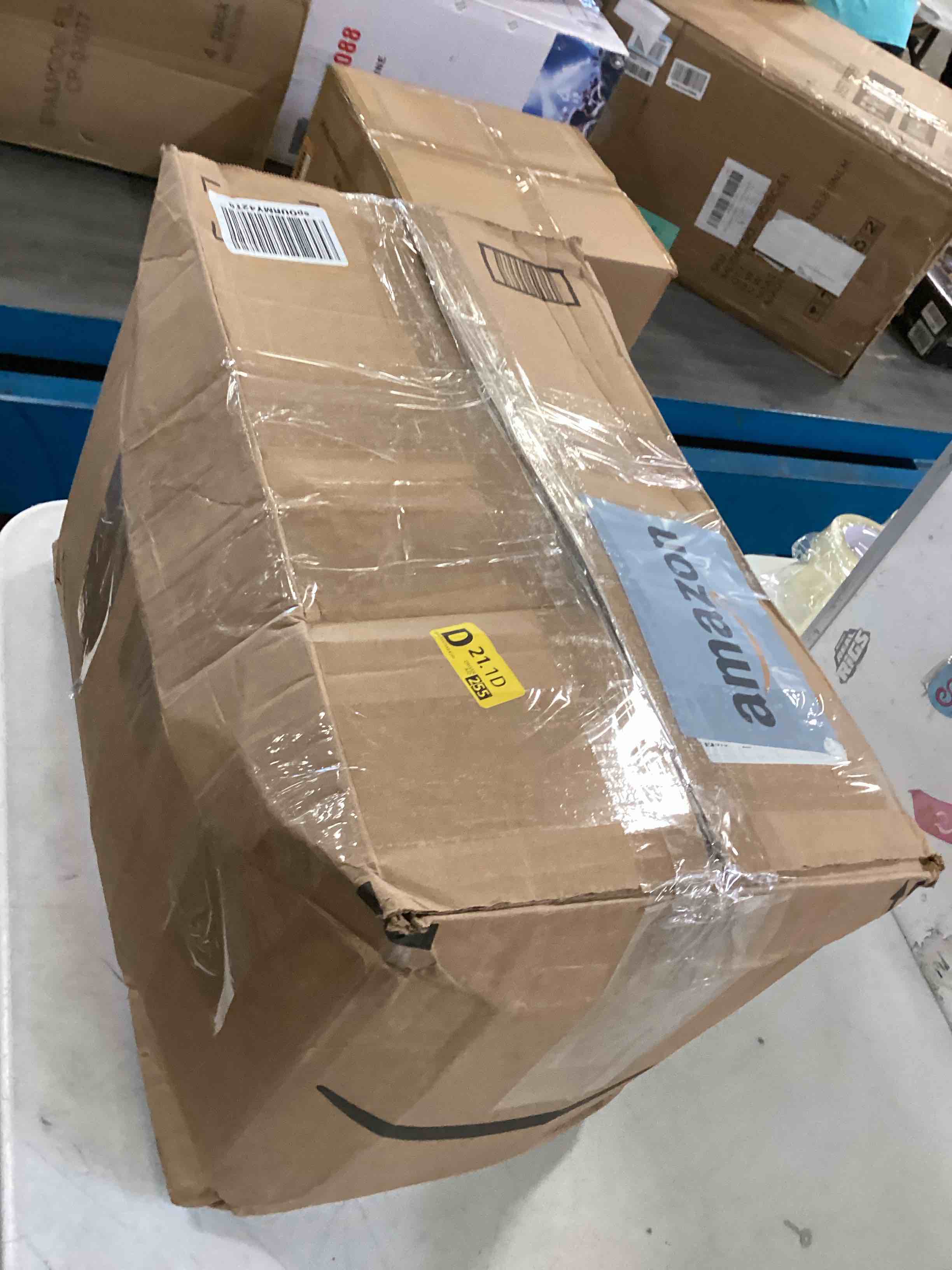 https://s3.amazonaws.com/lotting-images-prod/bidfta/RED6401998_1718206518738.jpeg