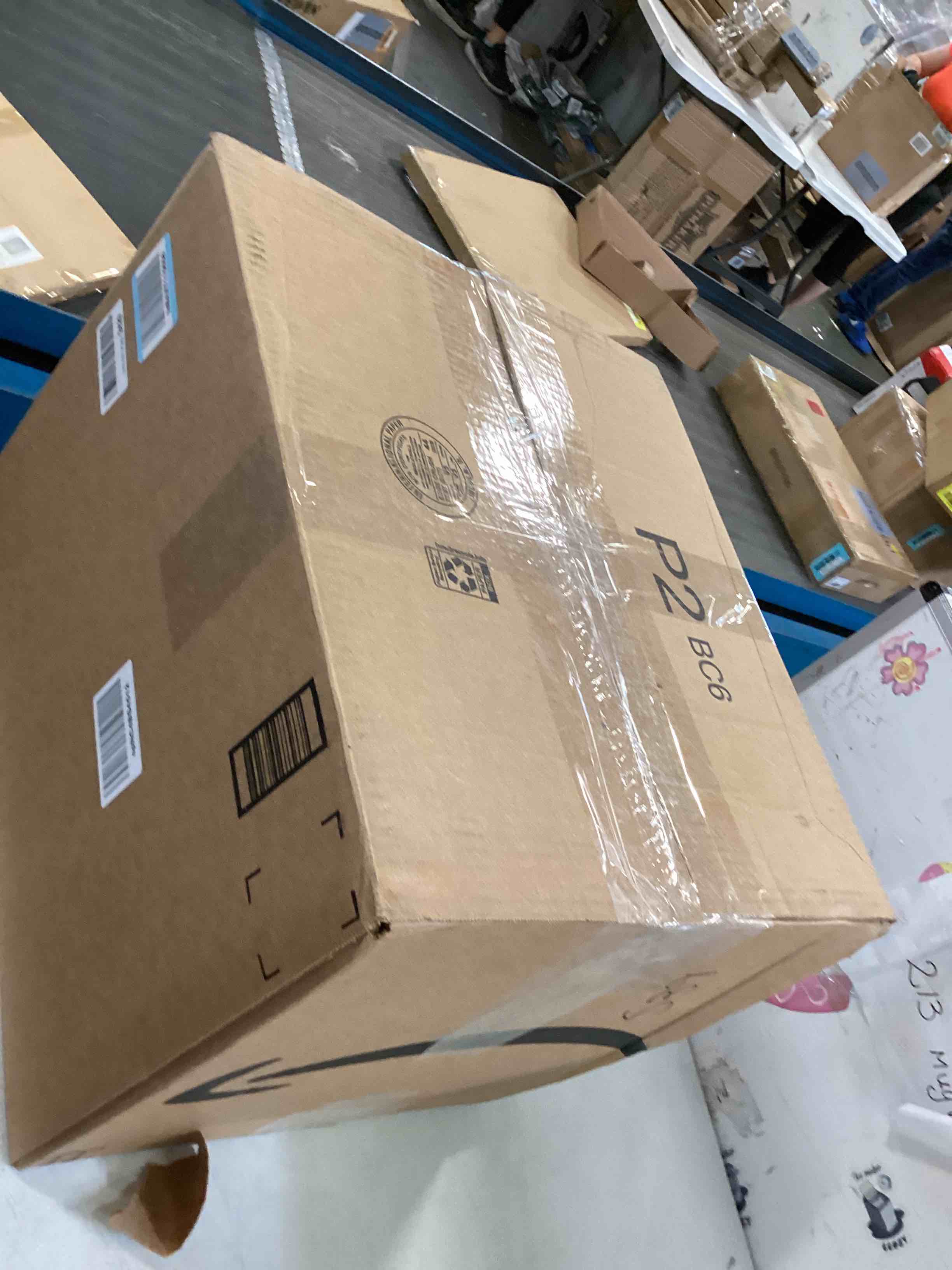 https://s3.amazonaws.com/lotting-images-prod/bidfta/RED6401999_1718206567869.jpeg