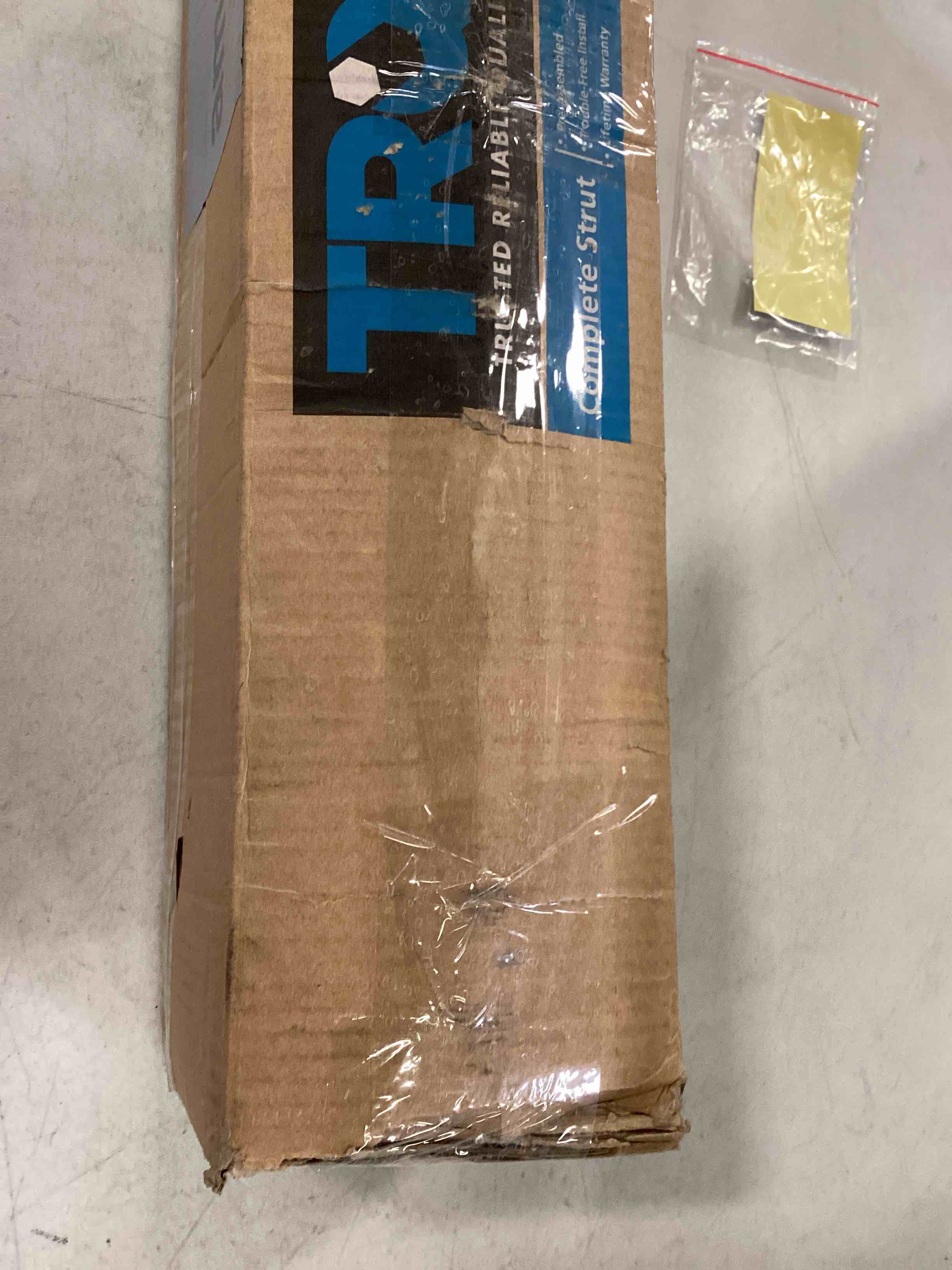 https://s3.amazonaws.com/lotting-images-prod/bidfta/RED6402041_1718210157345.jpeg