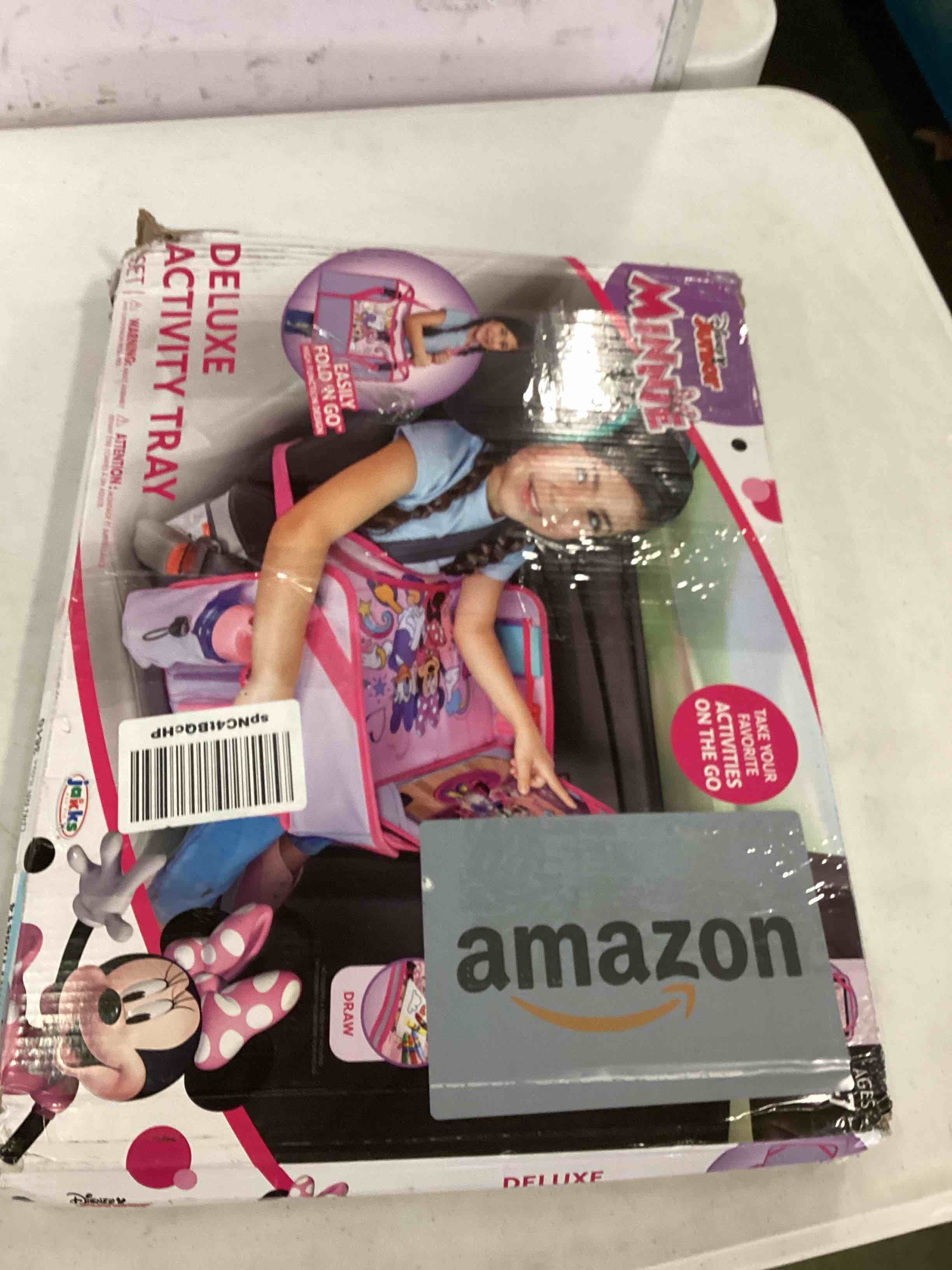 https://s3.amazonaws.com/lotting-images-prod/bidfta/RED6402120_1718280168392.jpeg