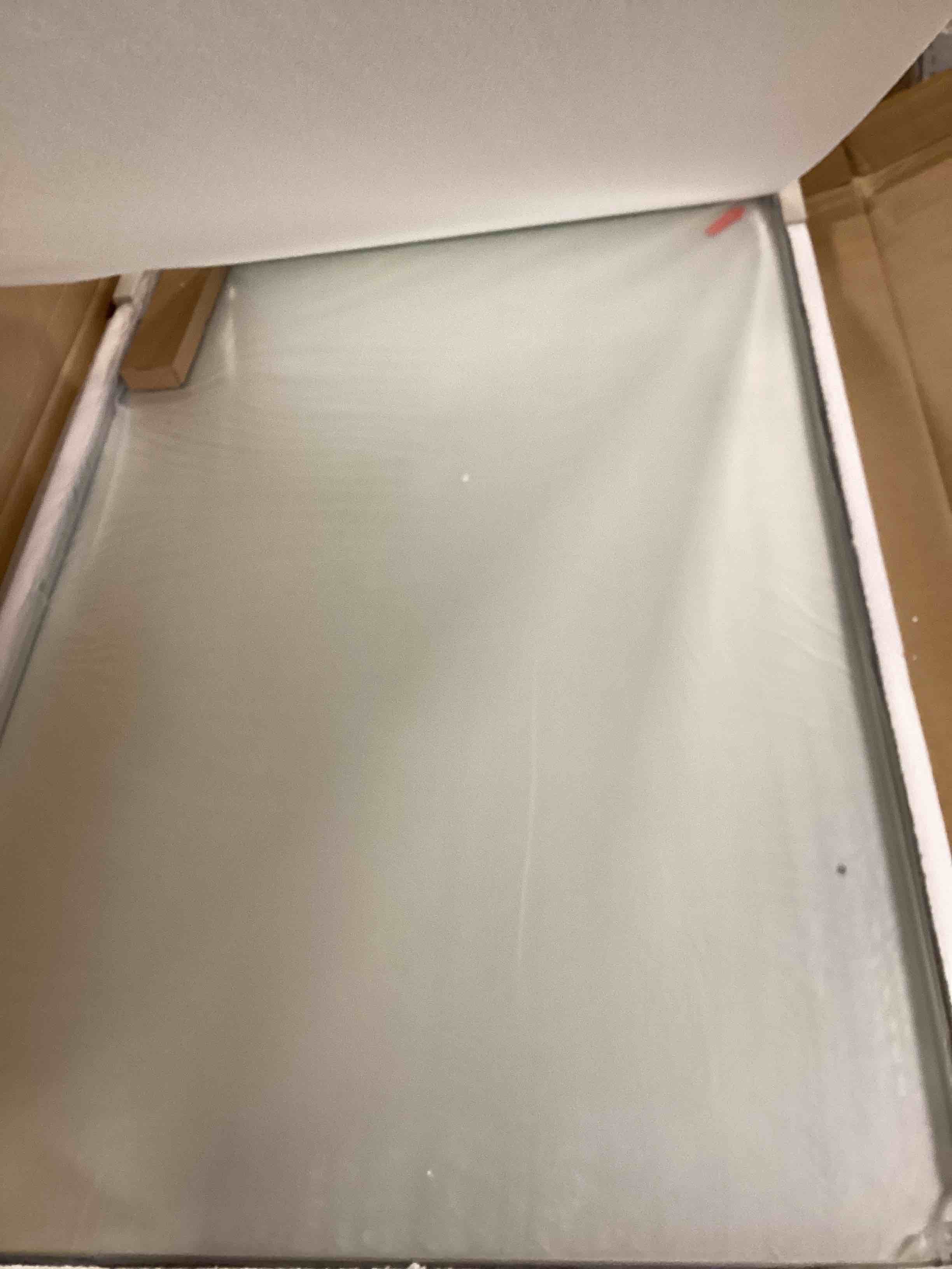 https://s3.amazonaws.com/lotting-images-prod/bidfta/RED6402127_1718280851731.jpeg