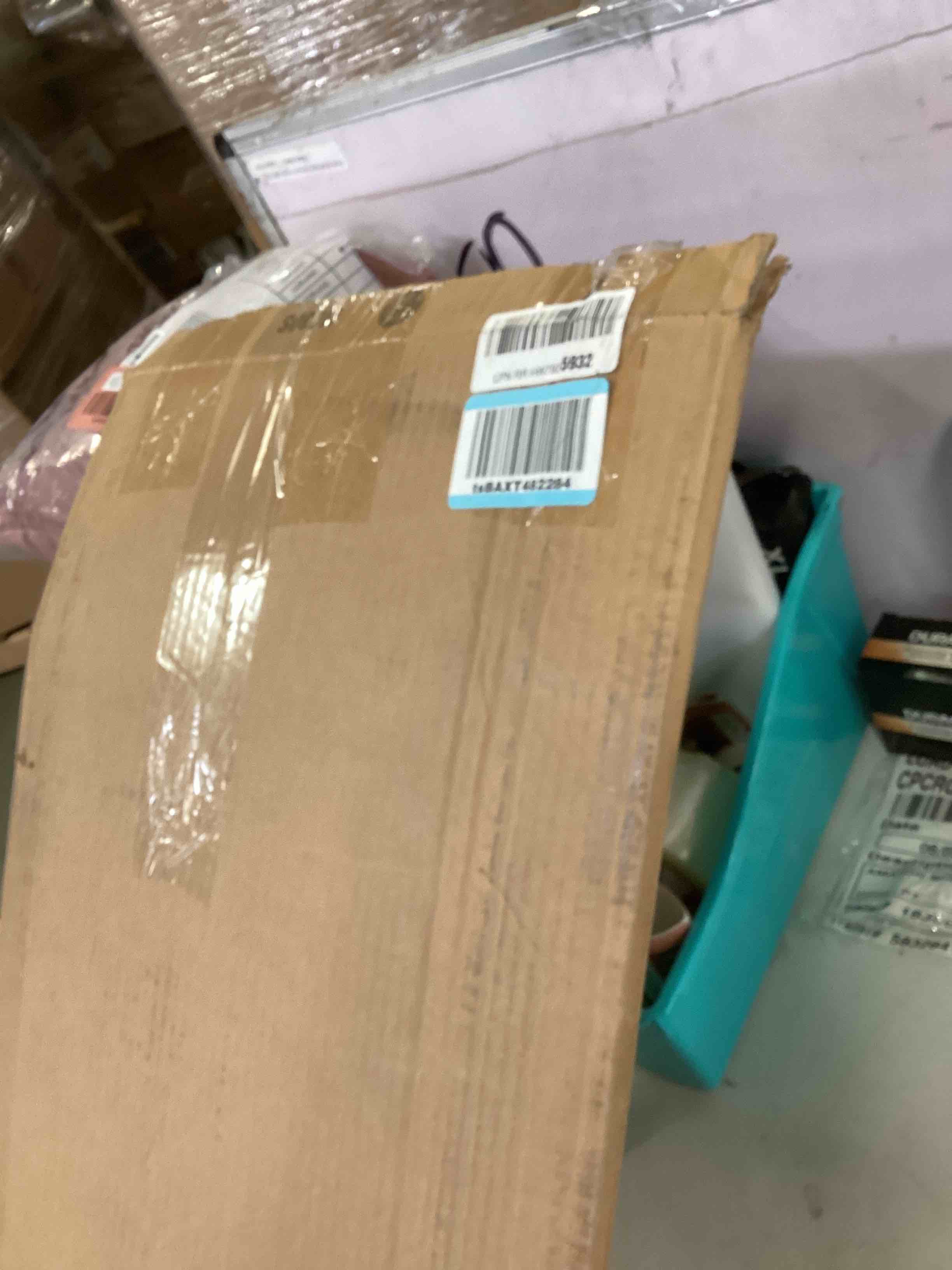 https://s3.amazonaws.com/lotting-images-prod/bidfta/RED6402186_1718286865866.jpeg