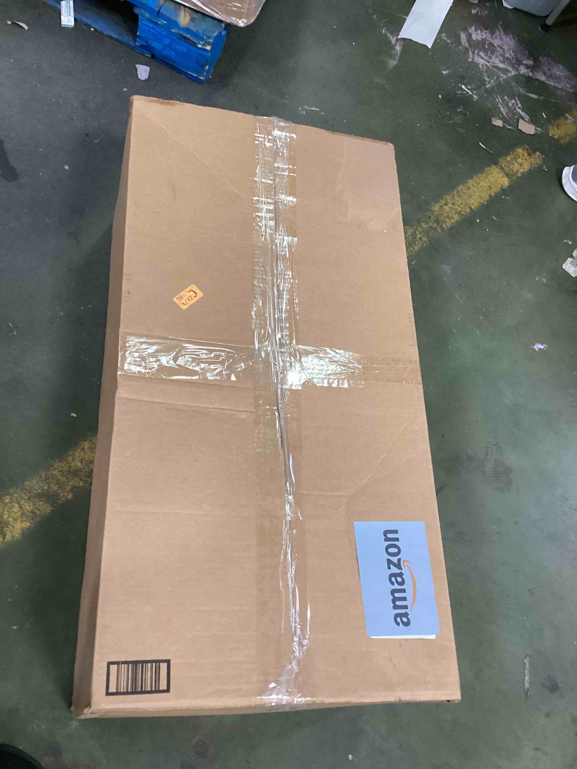 https://s3.amazonaws.com/lotting-images-prod/bidfta/RED6402378_1718366734340.jpeg