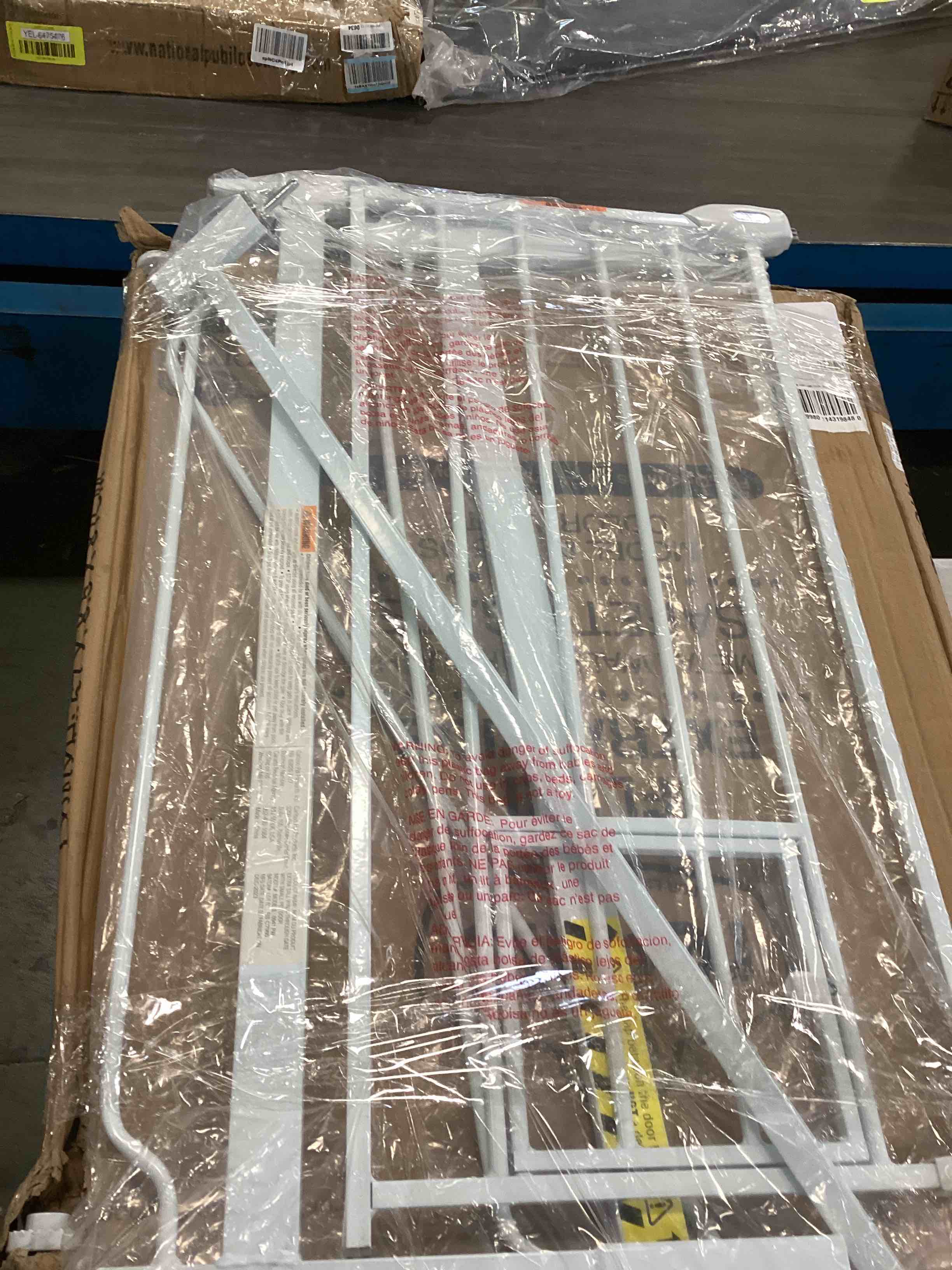 Assorted baby’s gateb