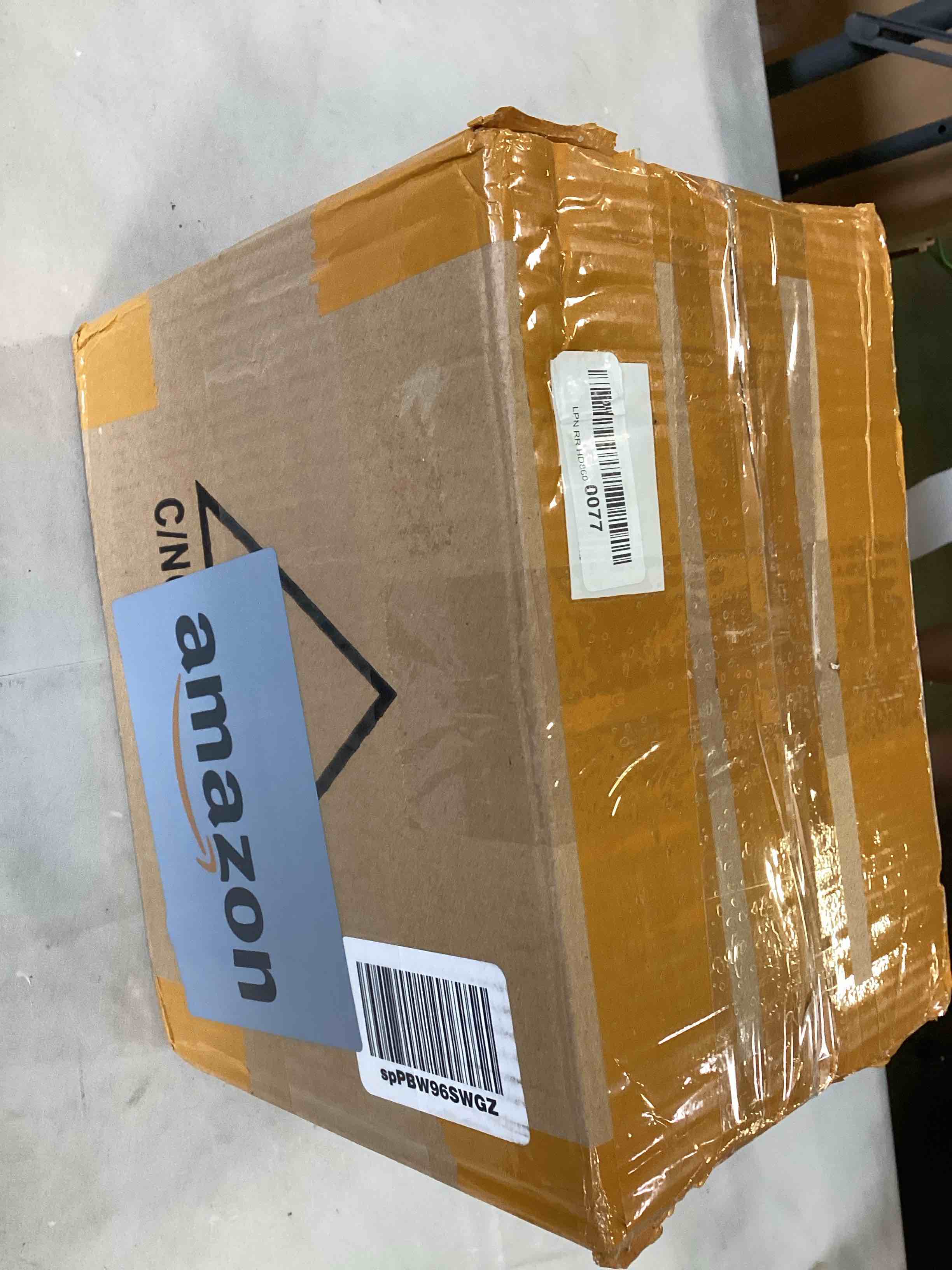 https://s3.amazonaws.com/lotting-images-prod/bidfta/RED6402596_1717610217281.jpeg