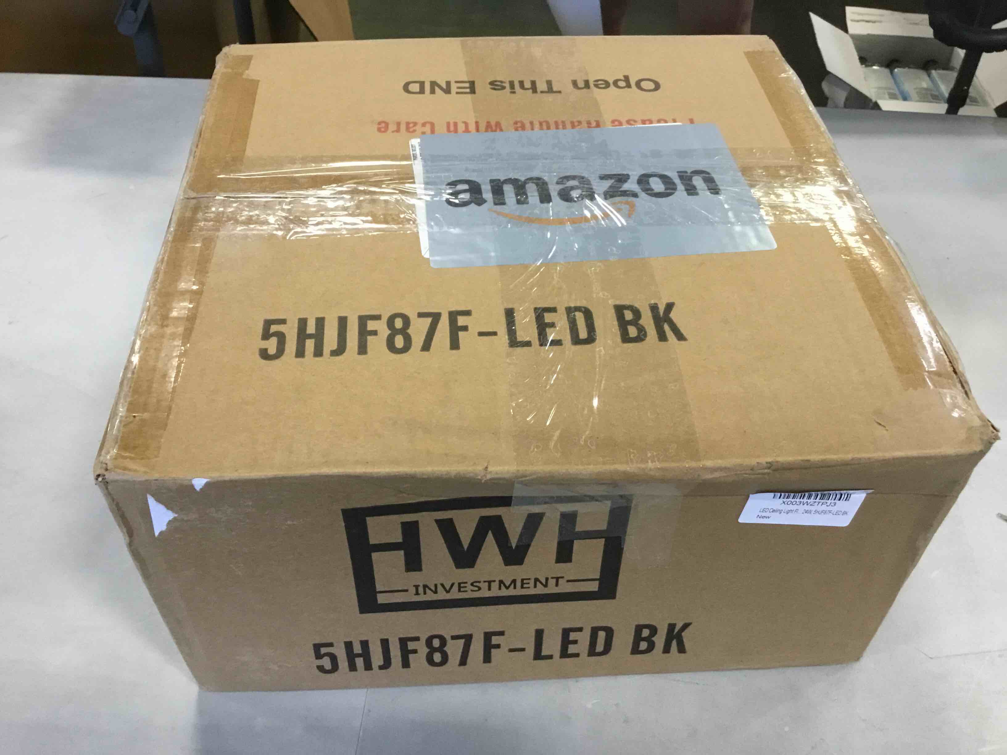 https://s3.amazonaws.com/lotting-images-prod/bidfta/RED6402689_1717679236696.jpeg