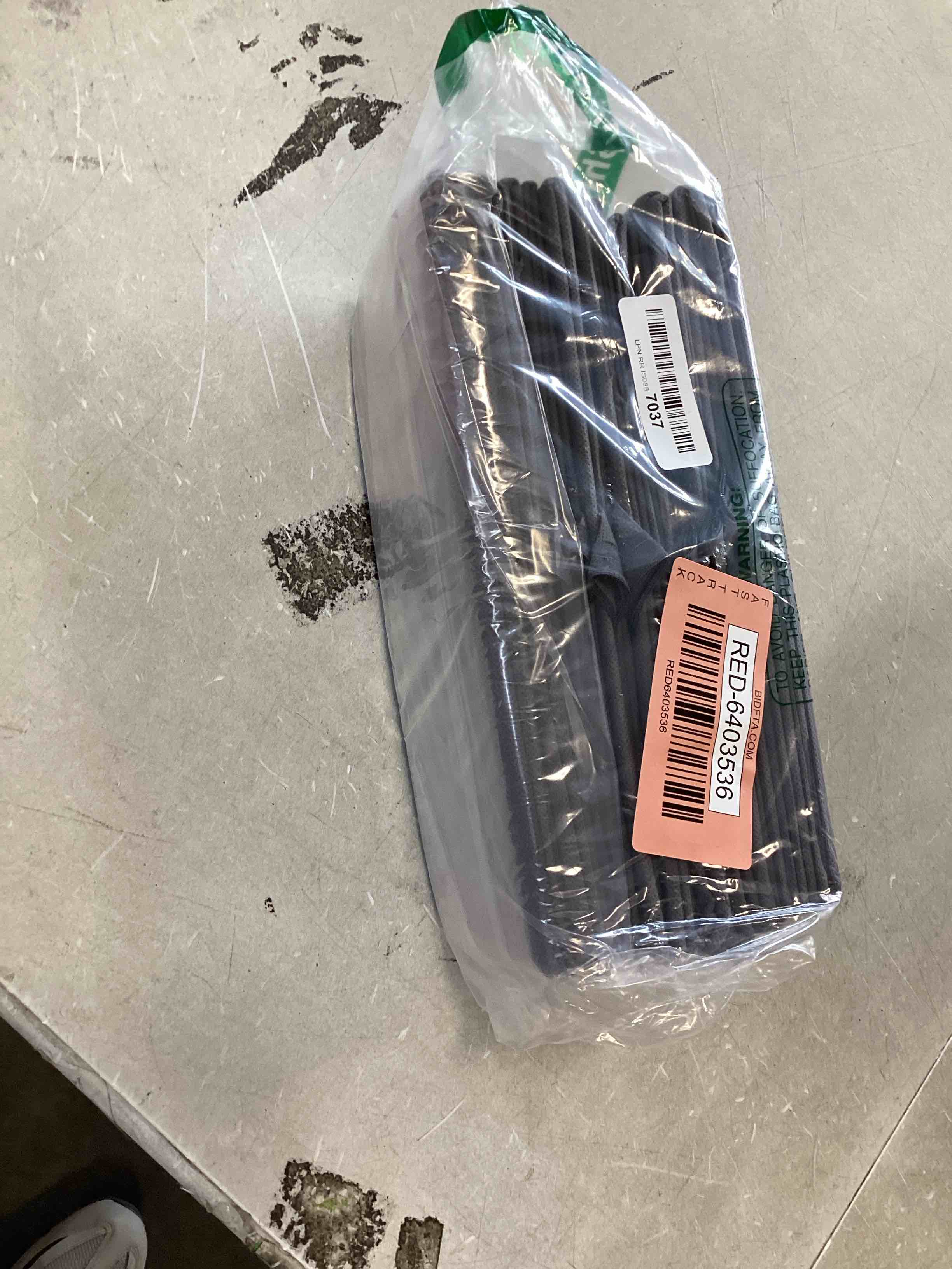 https://s3.amazonaws.com/lotting-images-prod/bidfta/RED6403536_1718714914841.jpeg