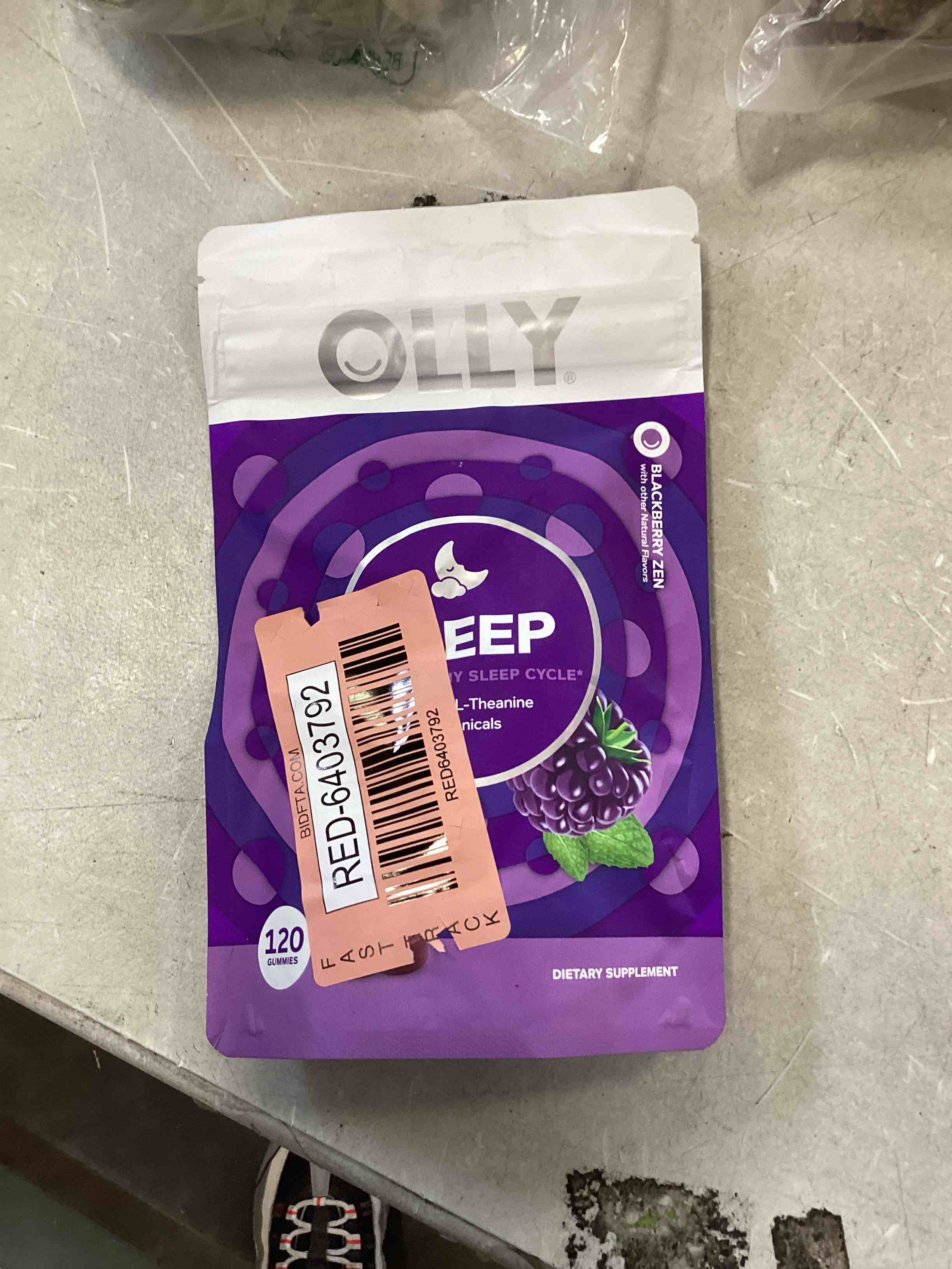 OLLY Sleep Gummy, Occasional Sleep Support, 3 mg Melatonin, L-Theanine, Chamomile, Lemon Balm, Sleep Aid, BlackBerry, 120 Count