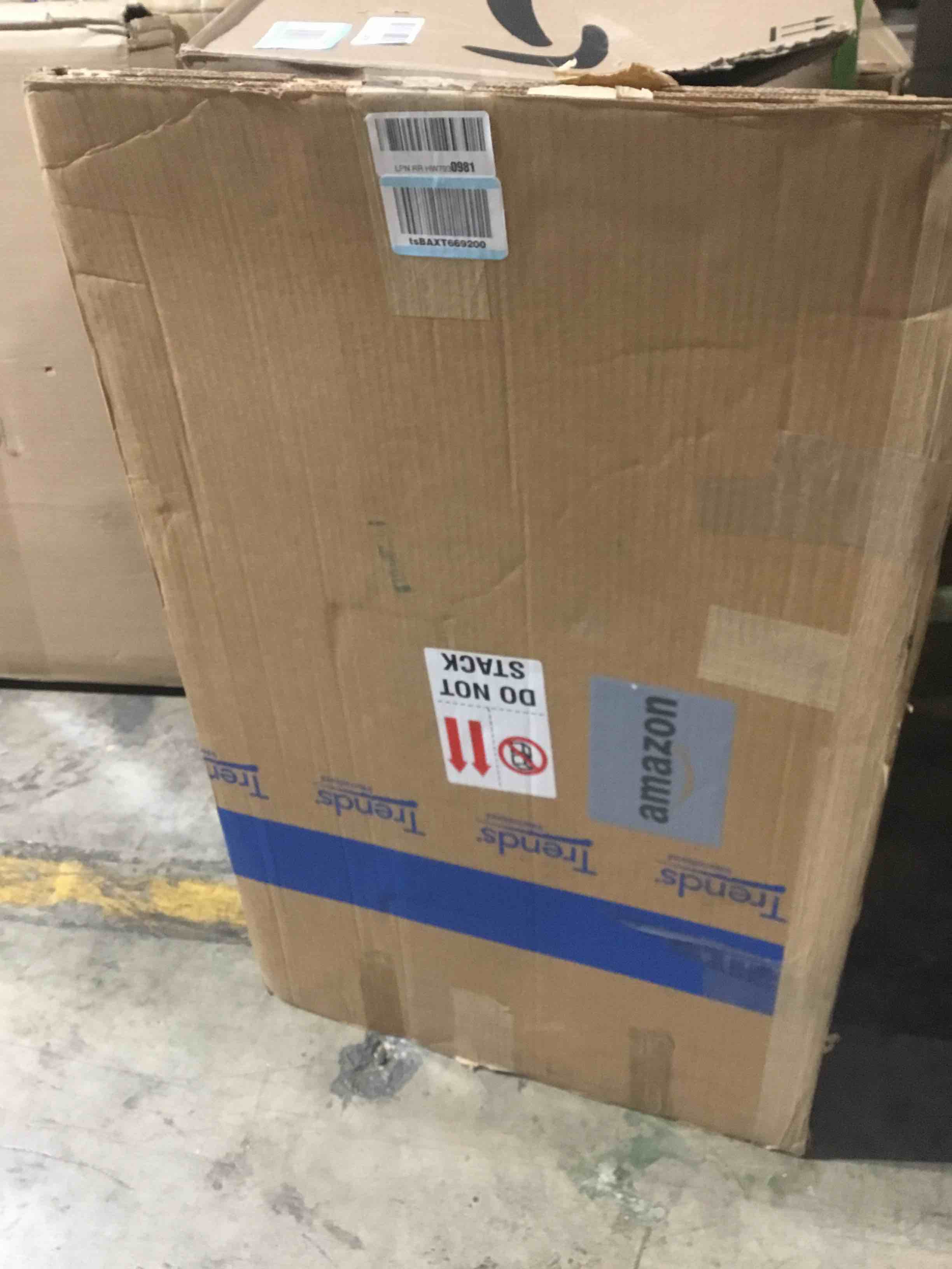 https://s3.amazonaws.com/lotting-images-prod/bidfta/RED6405681_1720033102238.jpeg