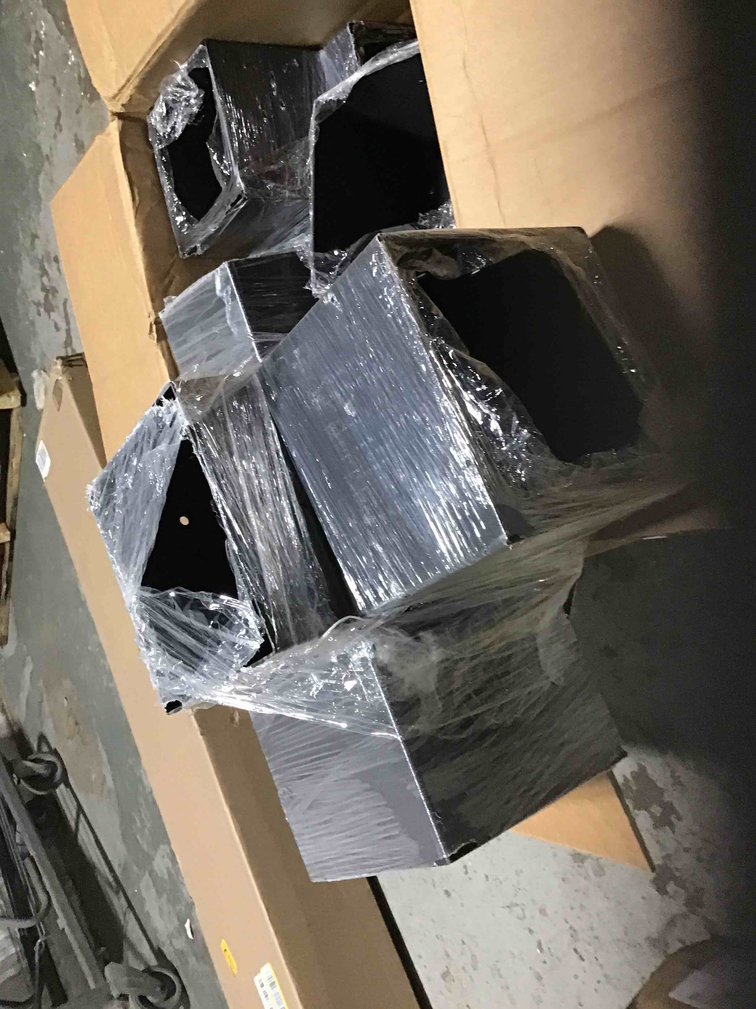 Pergola Bracket, 3-Way Pergola Right Angle Bracket, Raised Wood Bracket for 6"x6" (Inner Dimensions: 5.5"x5.5") Wooden Beam, Pergola, Garden, Gazebo,... 