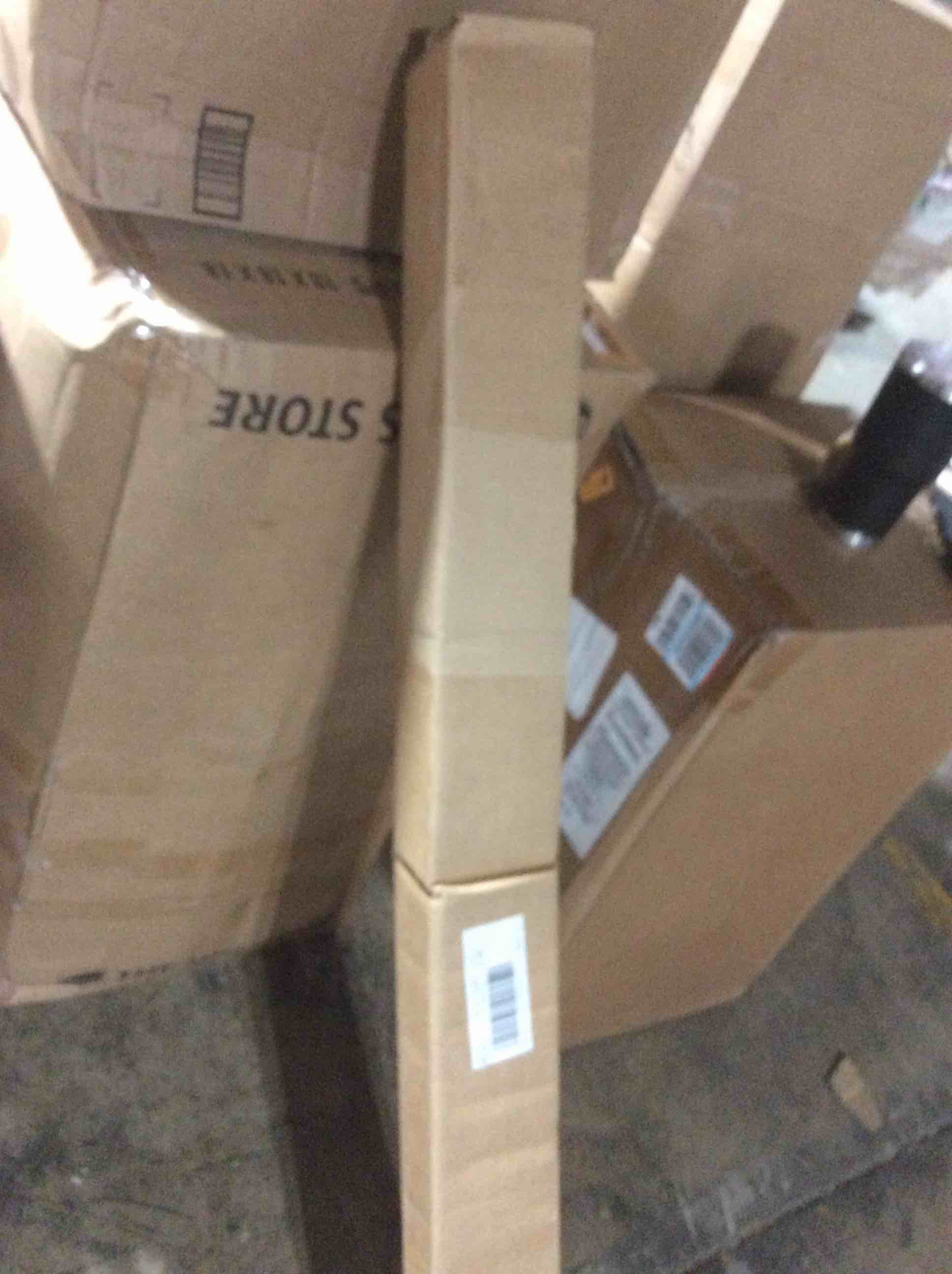 https://s3.amazonaws.com/lotting-images-prod/bidfta/RED6406363_1724425263430.jpeg