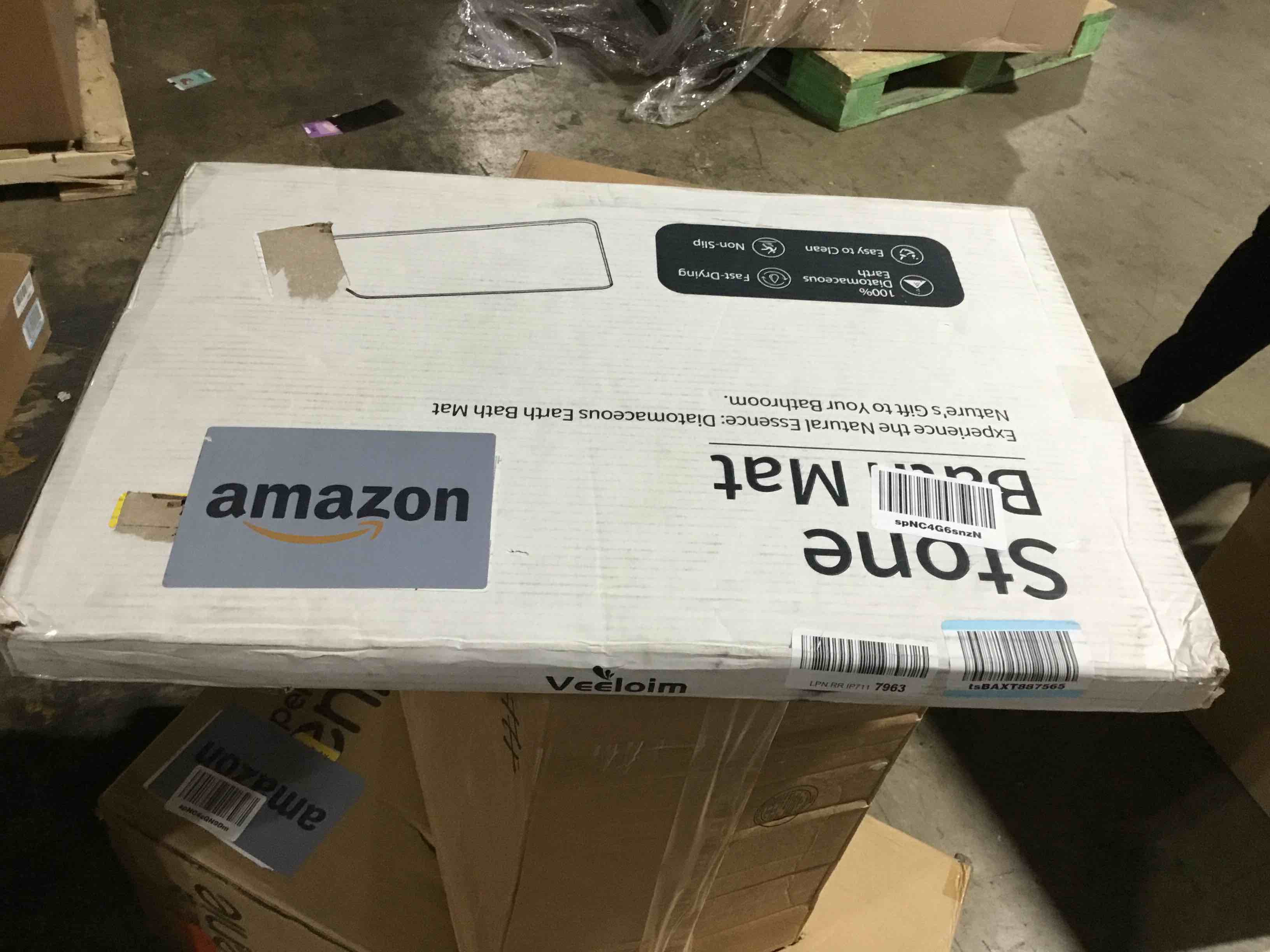 https://s3.amazonaws.com/lotting-images-prod/bidfta/RED6406398_1724422091993.jpeg