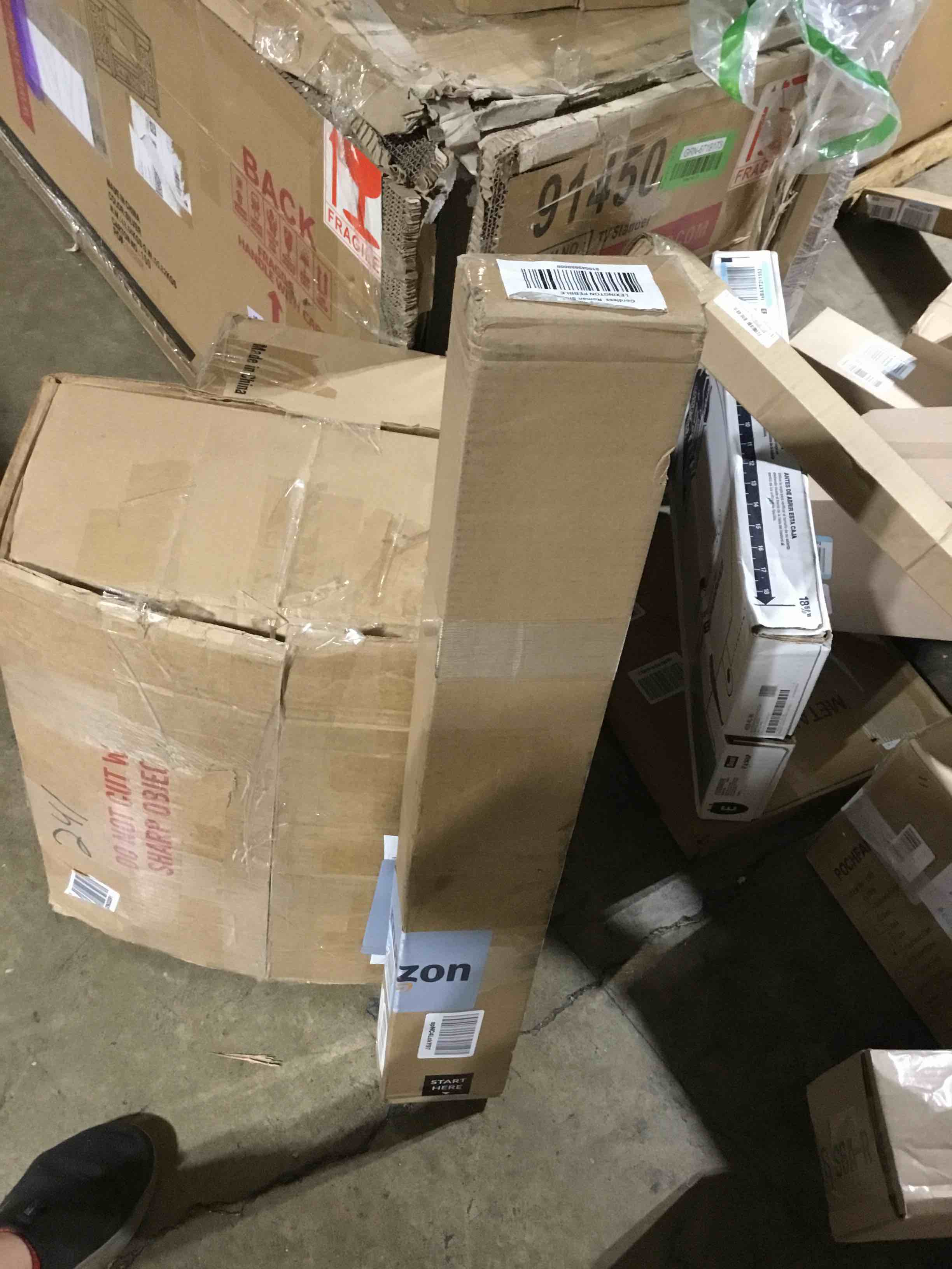 https://s3.amazonaws.com/lotting-images-prod/bidfta/RED6406399_1724422287665.jpeg