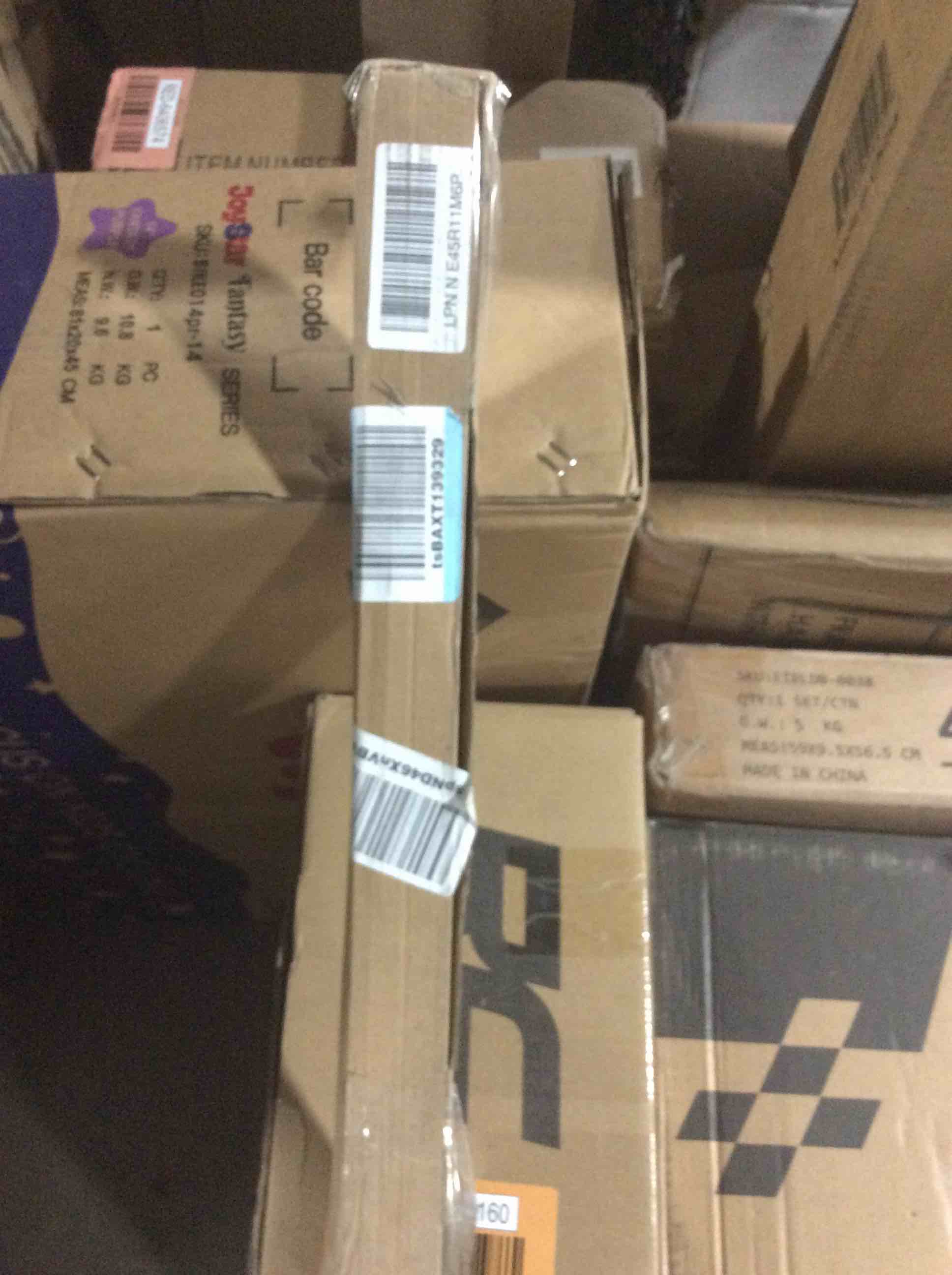 https://s3.amazonaws.com/lotting-images-prod/bidfta/RED6406576_1724443554538.jpeg