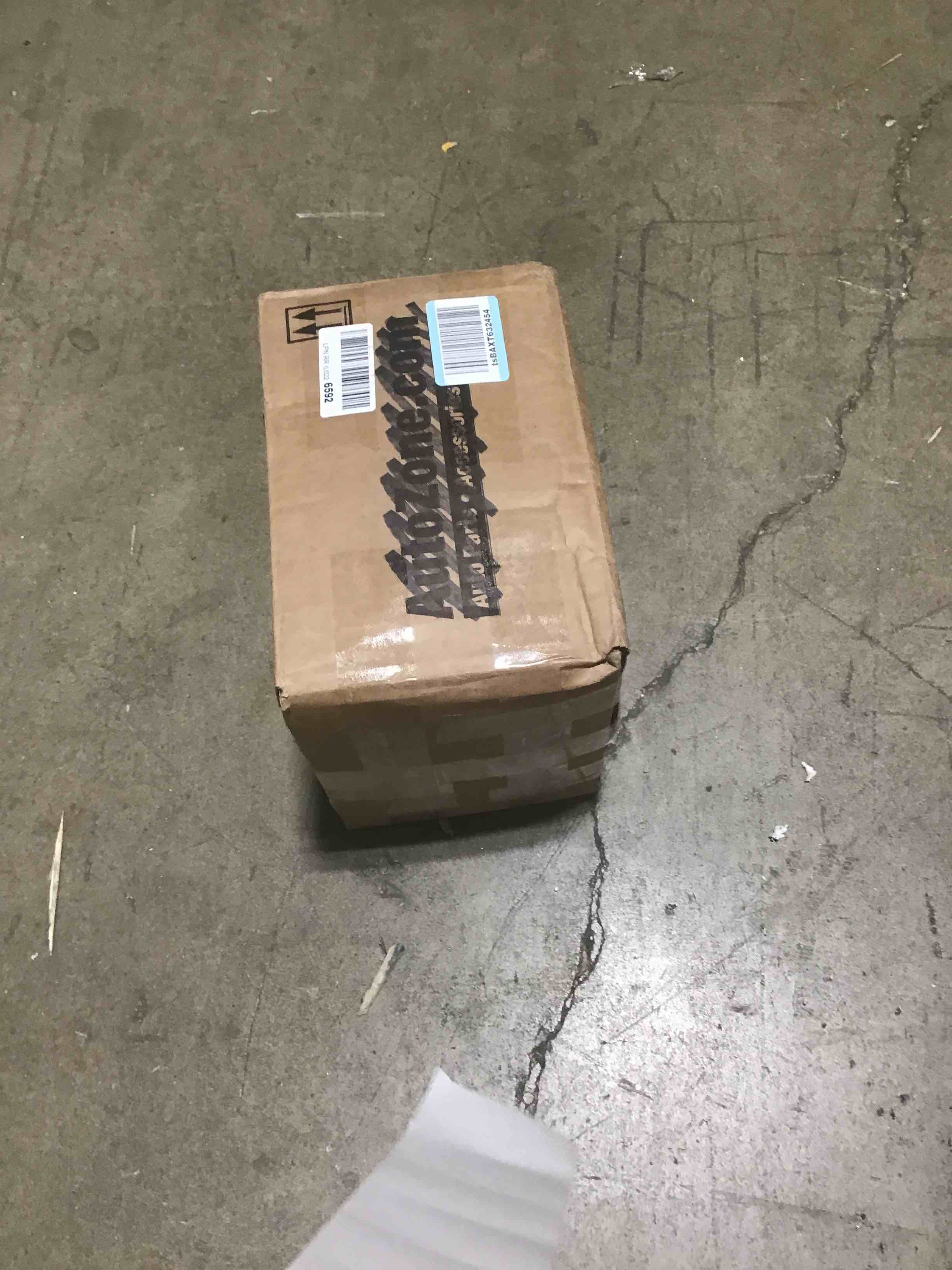 https://s3.amazonaws.com/lotting-images-prod/bidfta/RED6407182_1719244483217.jpeg