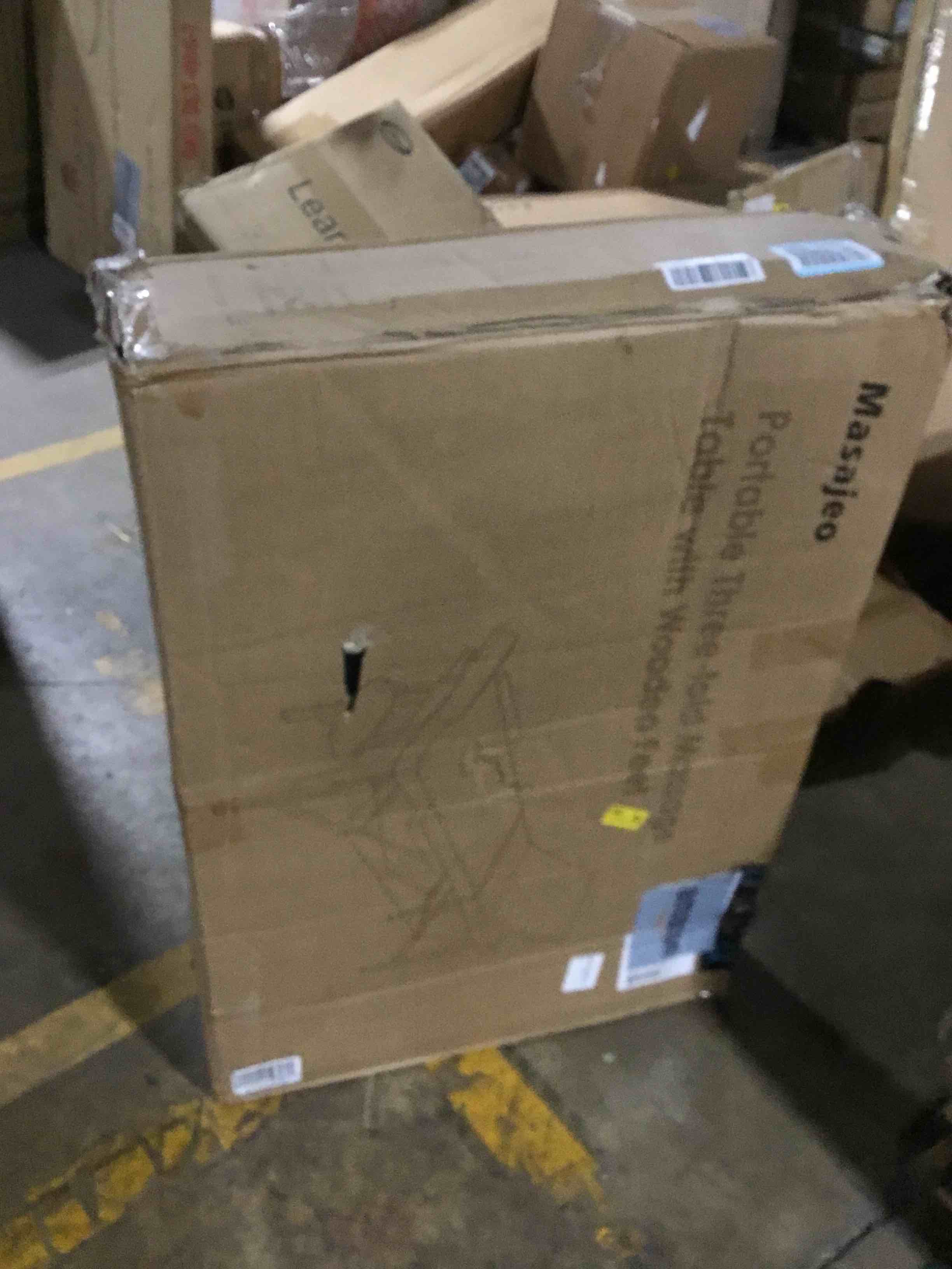 https://s3.amazonaws.com/lotting-images-prod/bidfta/RED6408442_1718052998608.jpeg