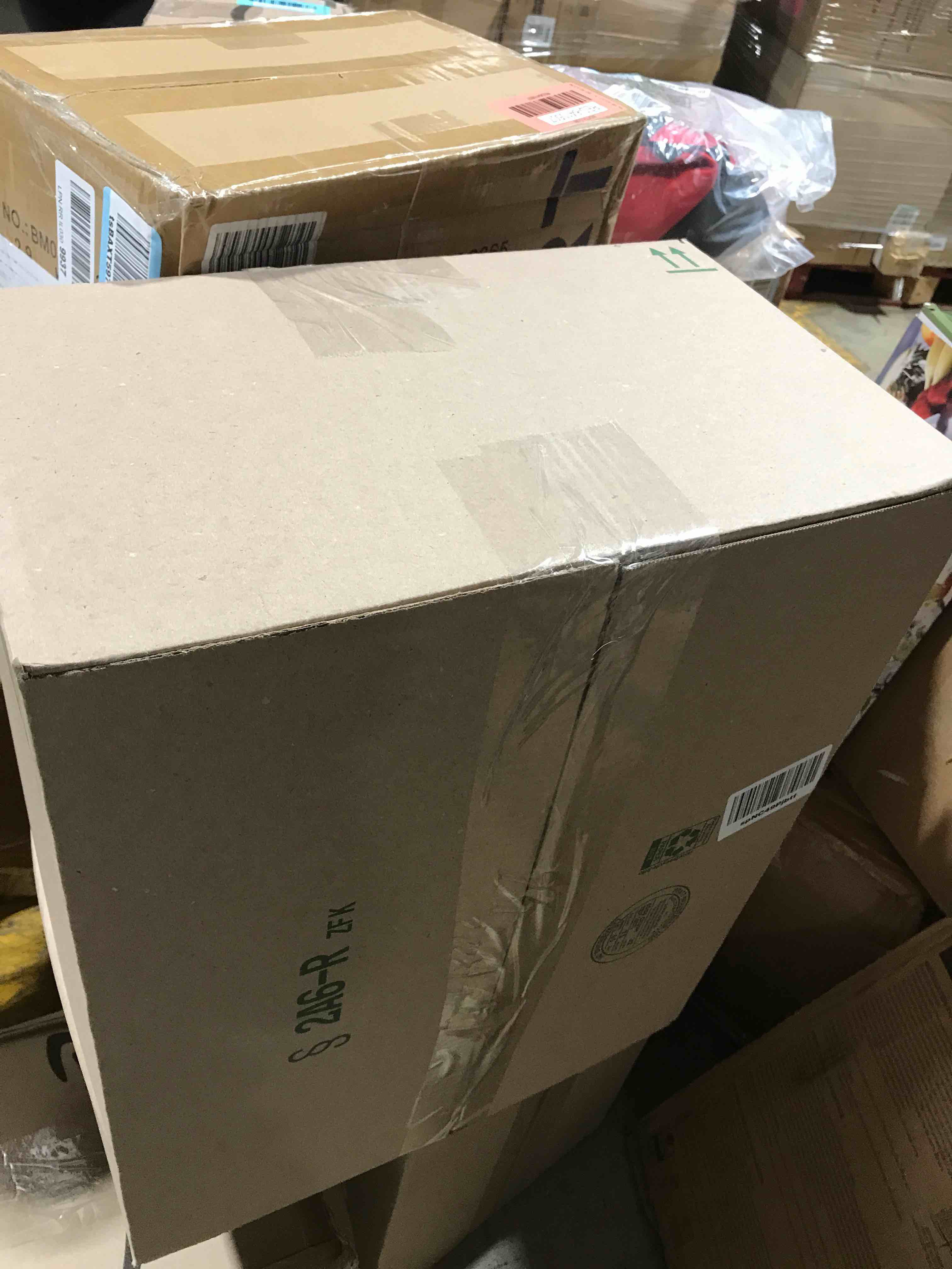 https://s3.amazonaws.com/lotting-images-prod/bidfta/RED6410511_1719588128465.jpeg