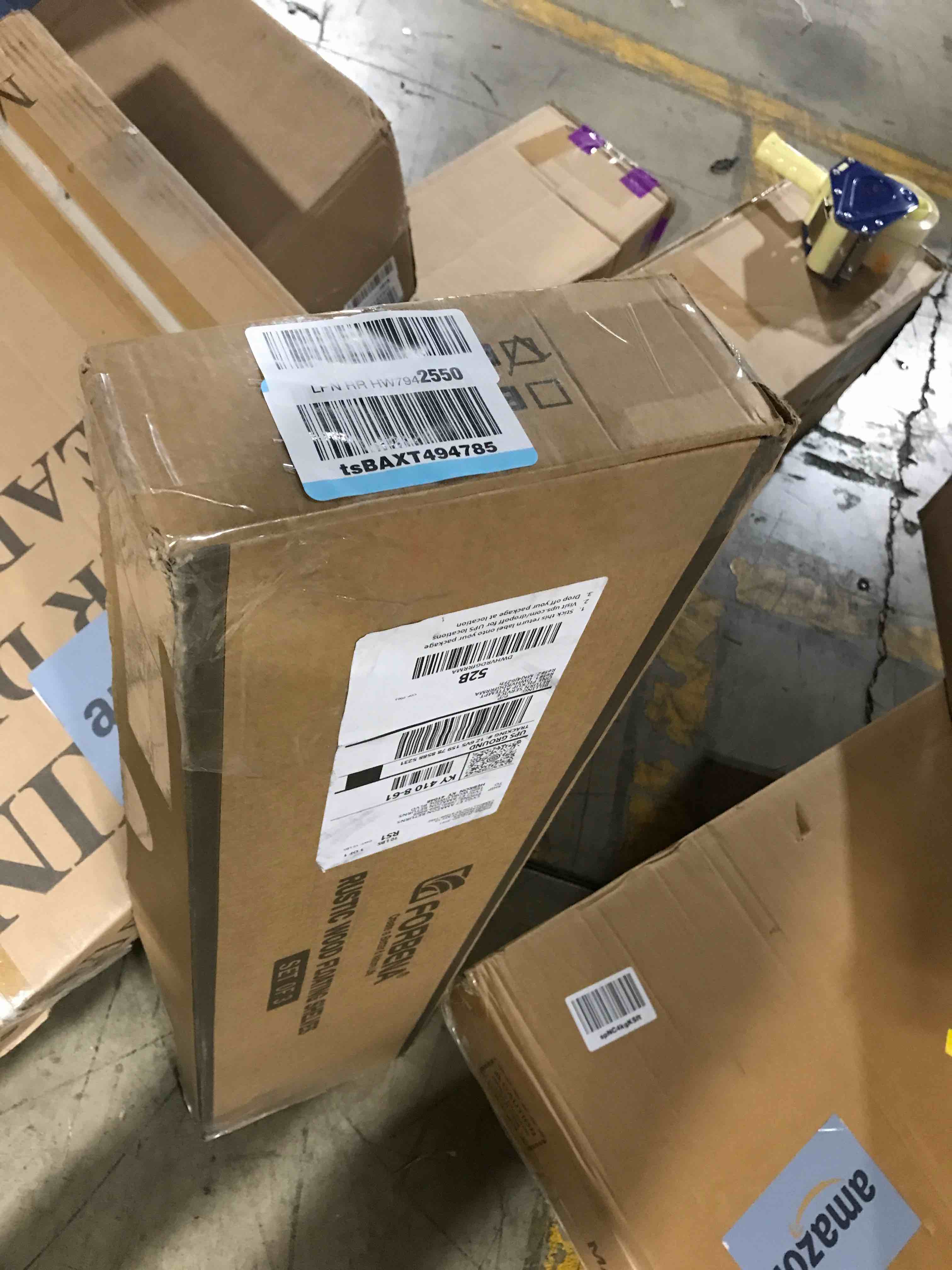 https://s3.amazonaws.com/lotting-images-prod/bidfta/RED6410662_1719840836061.jpeg