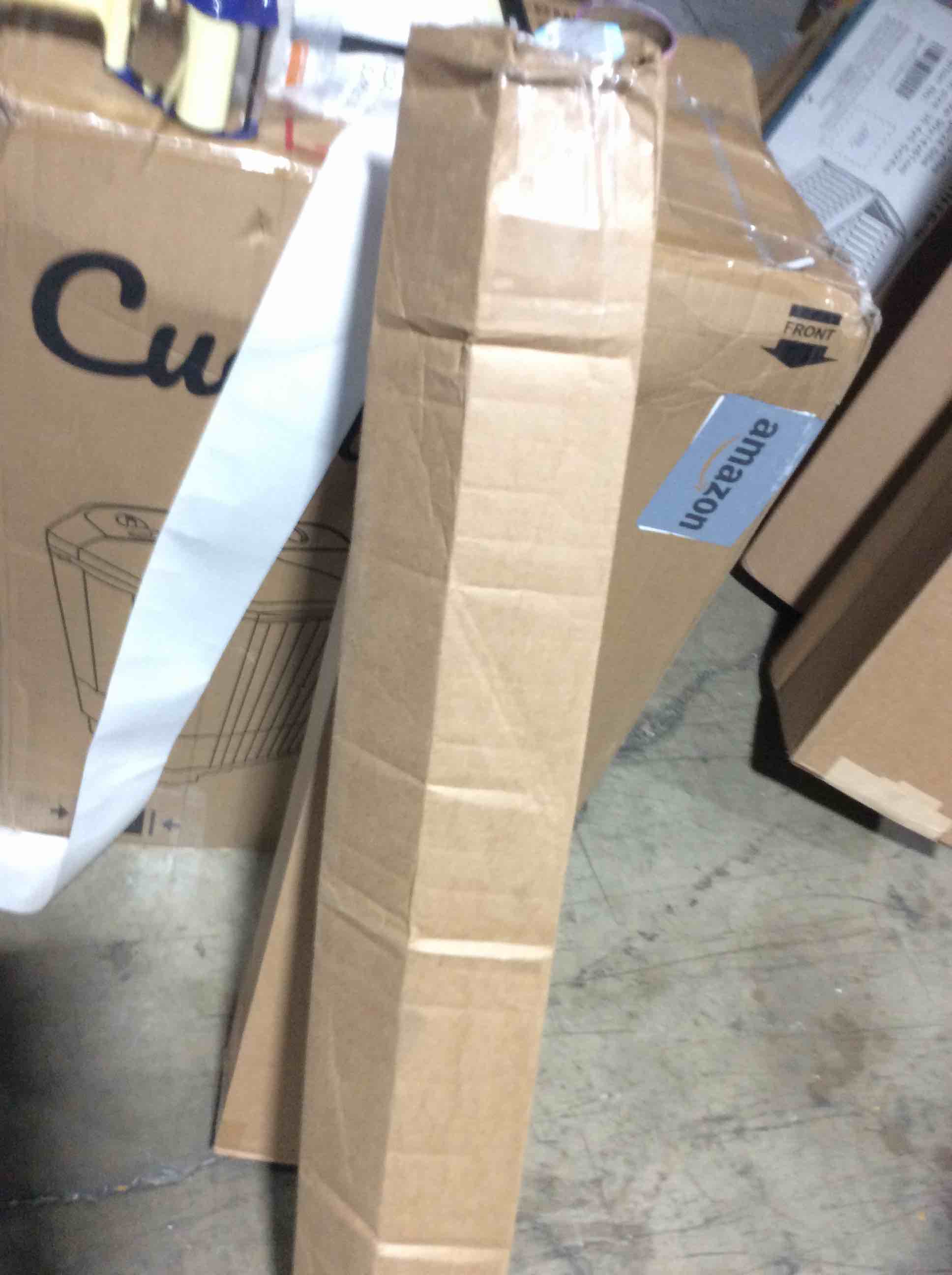 https://s3.amazonaws.com/lotting-images-prod/bidfta/RED6410705_1719846505164.jpeg