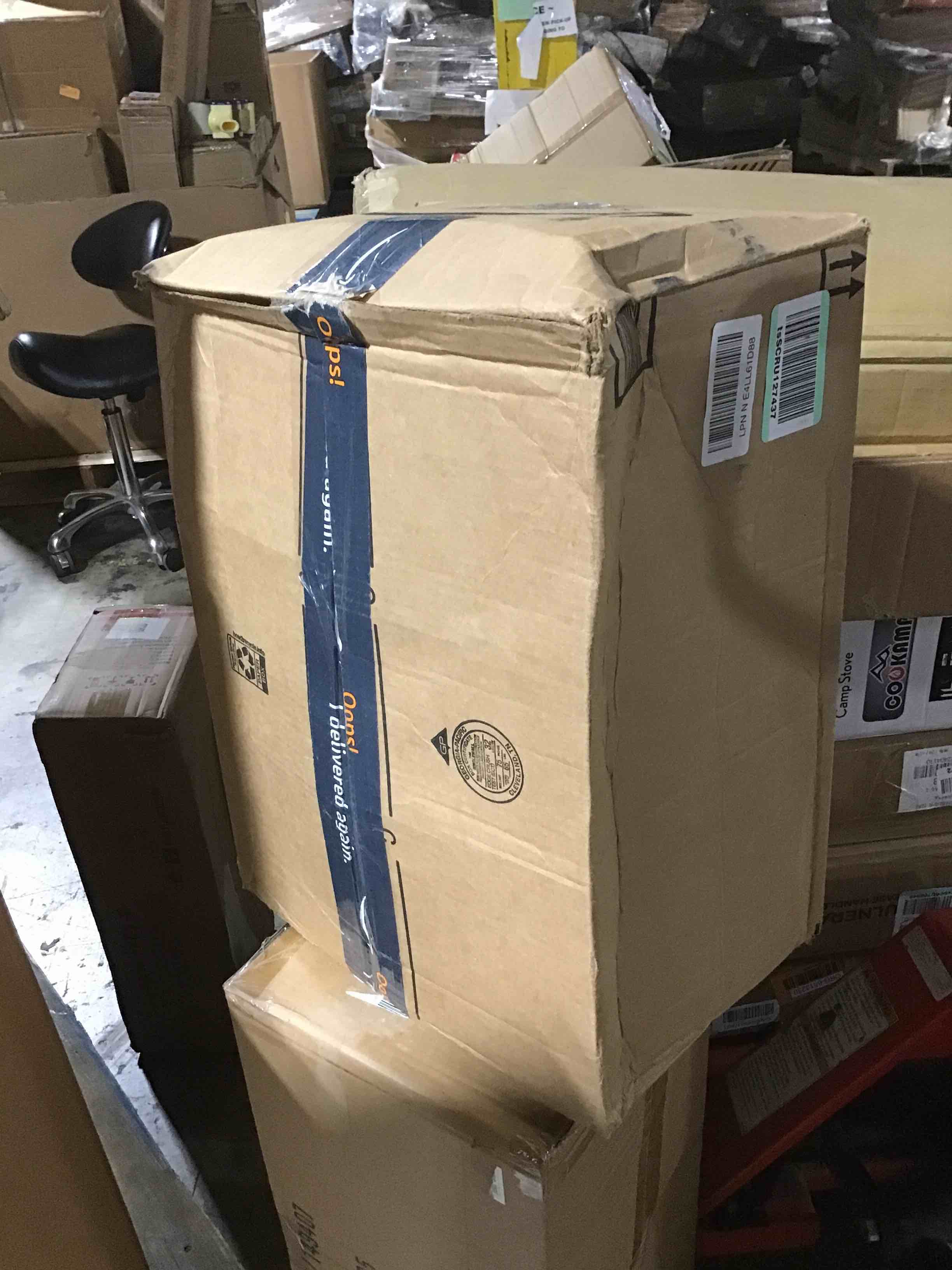 https://s3.amazonaws.com/lotting-images-prod/bidfta/RED6411657_1722460940376.jpeg