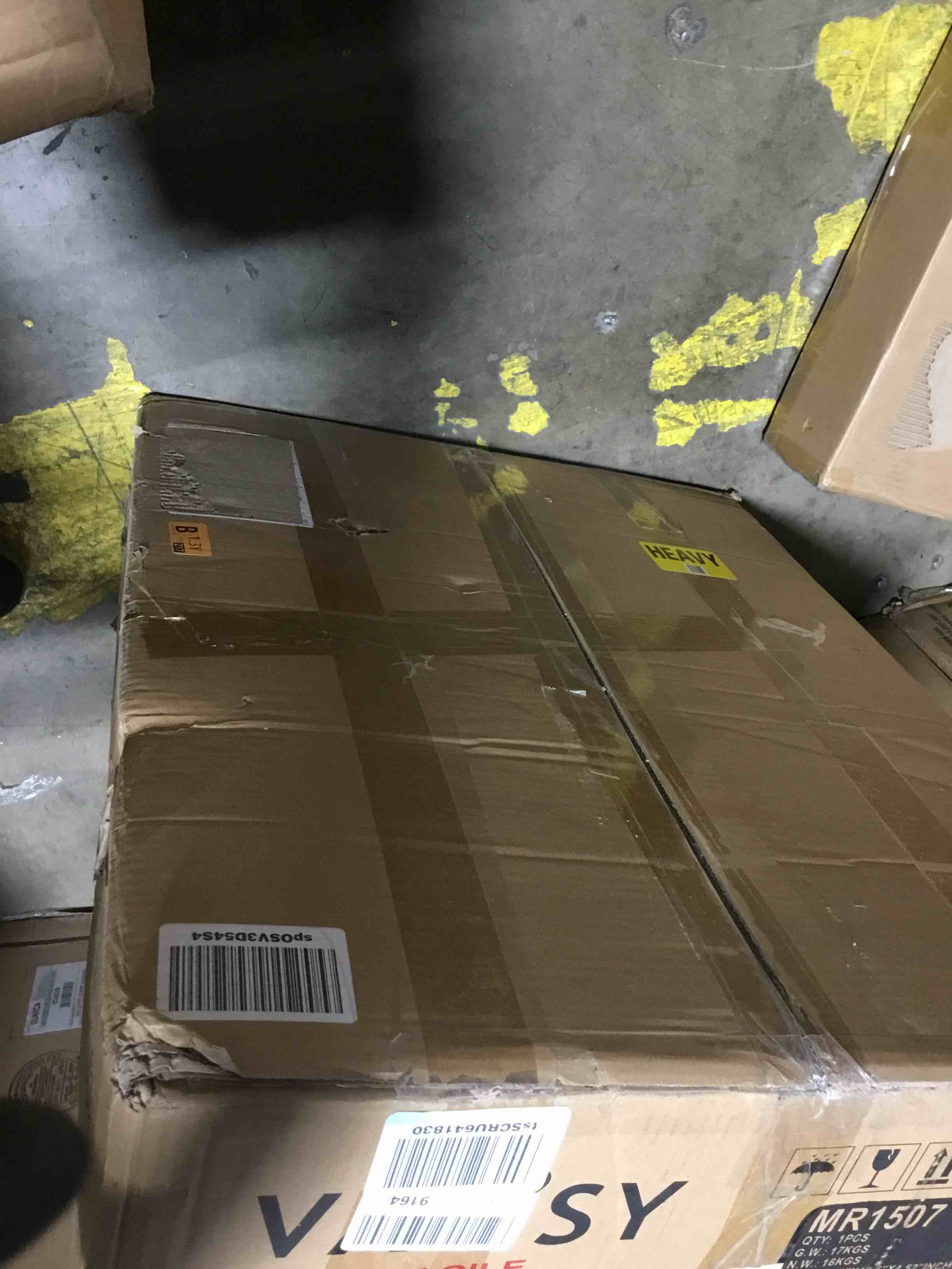https://s3.amazonaws.com/lotting-images-prod/bidfta/RED6411793_1722881023048.jpeg
