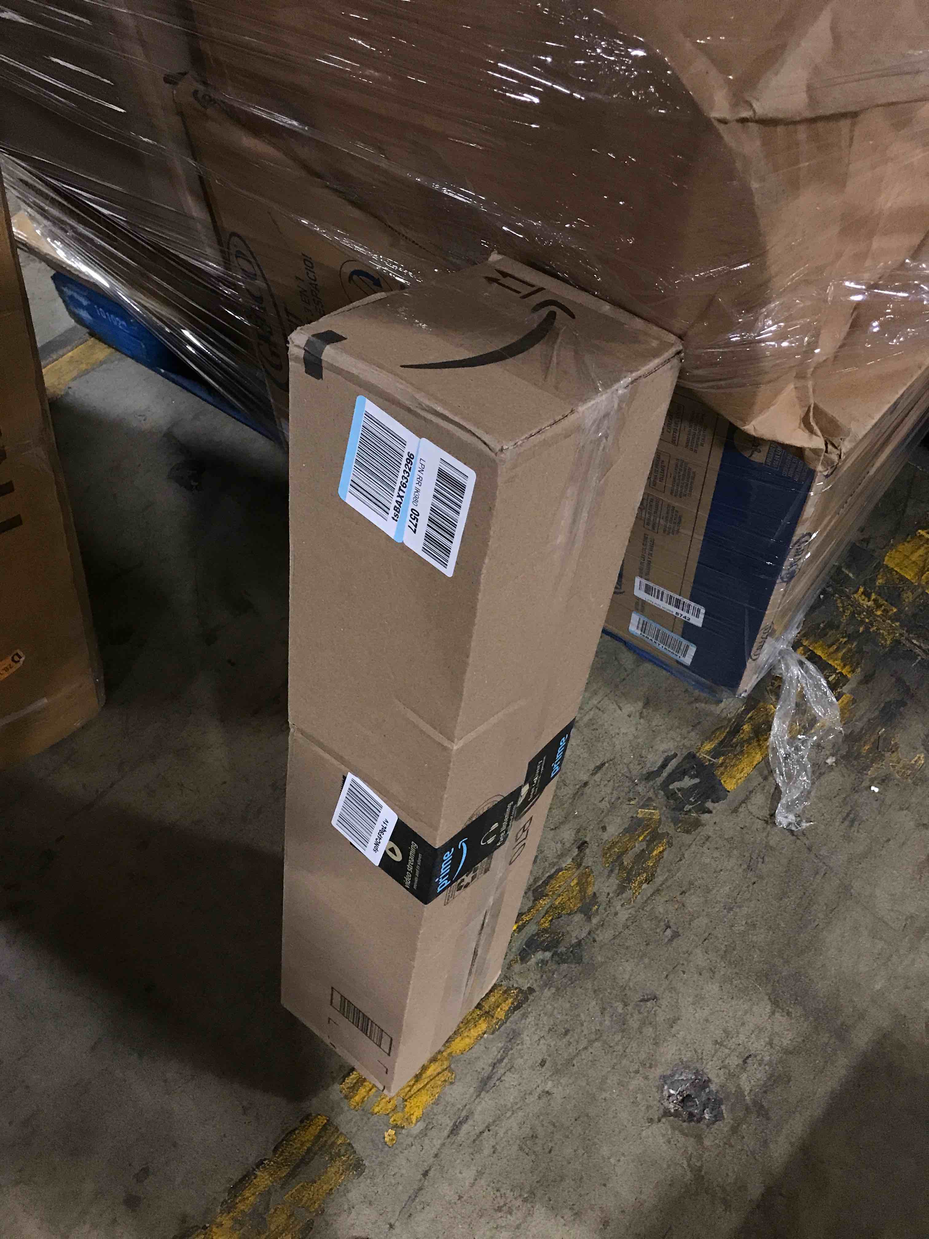 https://s3.amazonaws.com/lotting-images-prod/bidfta/RED6412339_1723672728483.jpeg