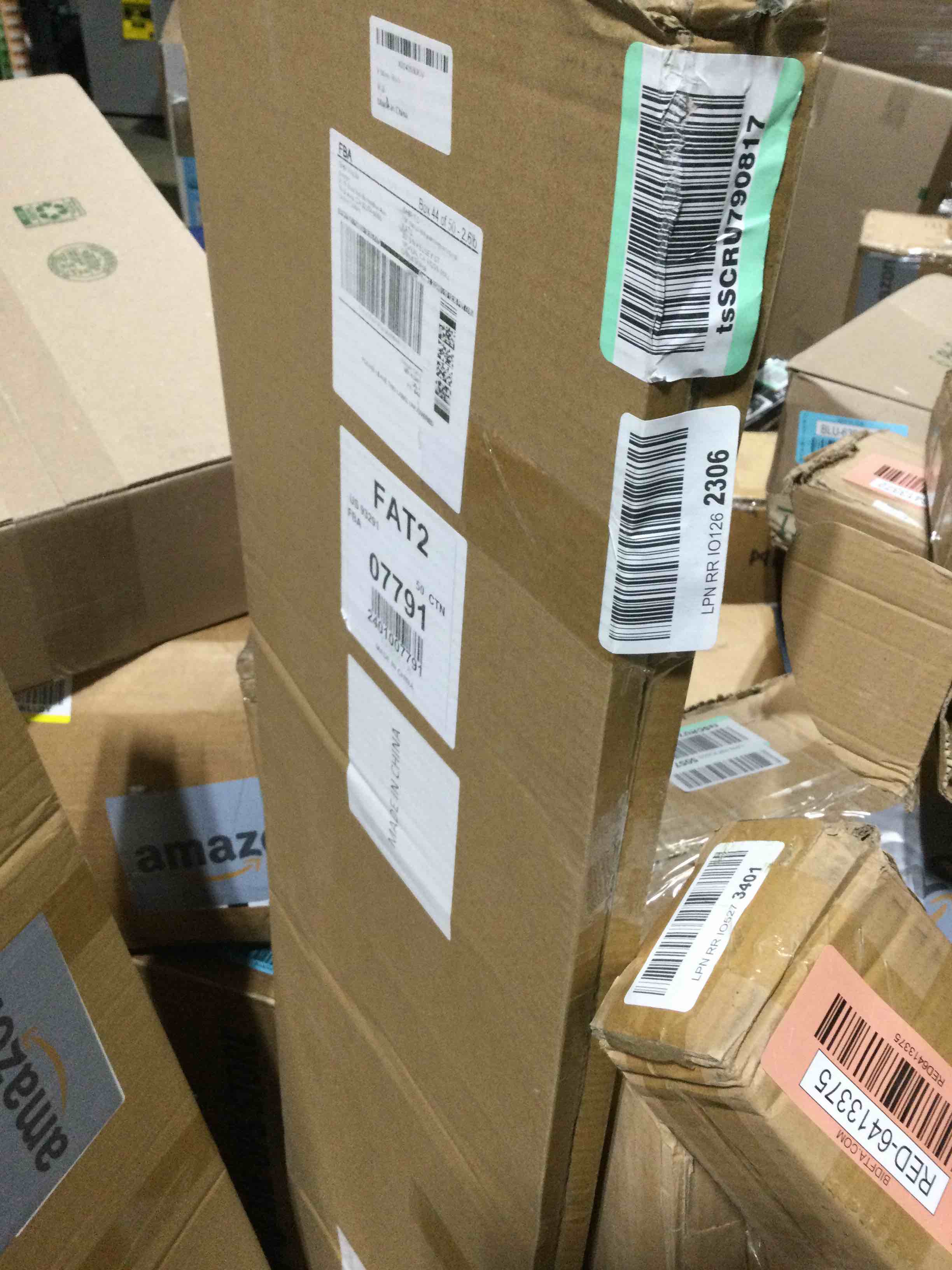 https://s3.amazonaws.com/lotting-images-prod/bidfta/RED6413354_1719407035301.jpeg