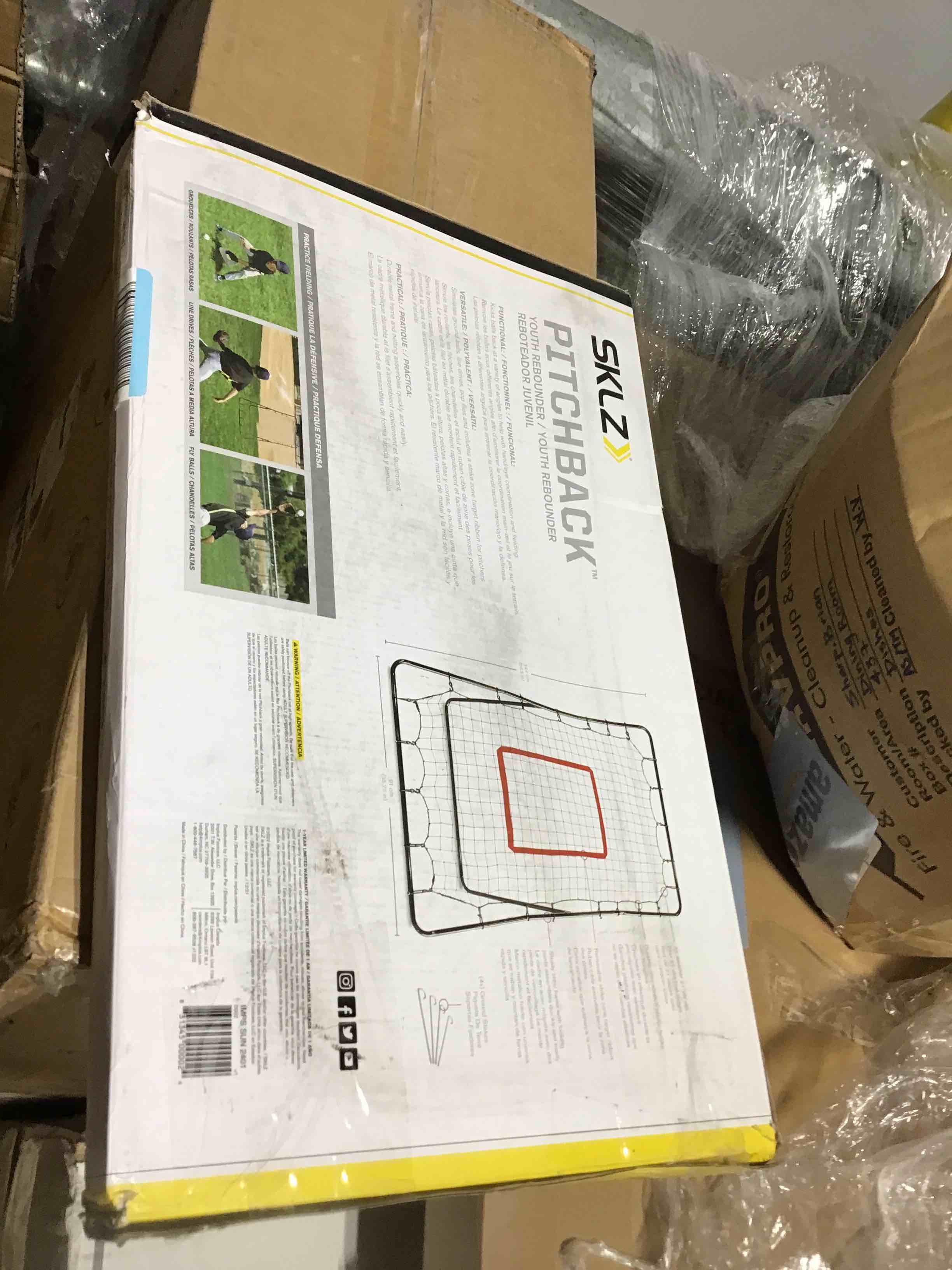 https://s3.amazonaws.com/lotting-images-prod/bidfta/RED6413999_1720651483771.jpeg