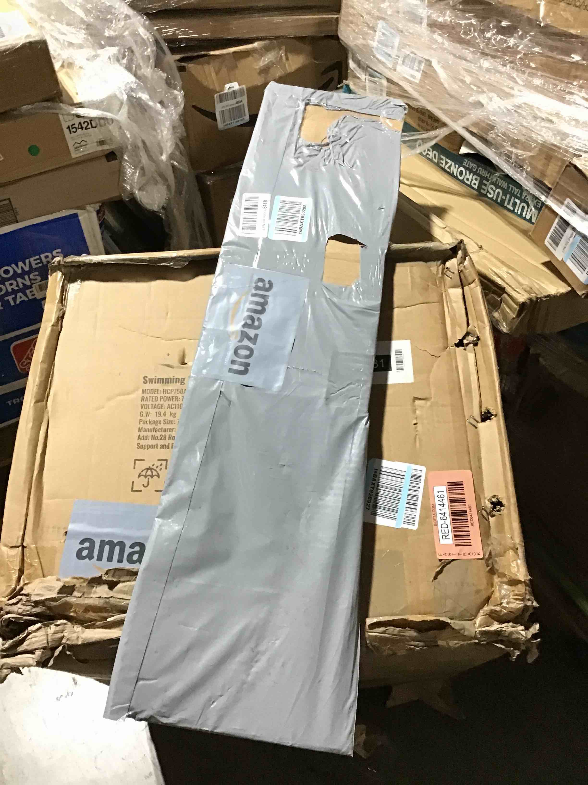 https://s3.amazonaws.com/lotting-images-prod/bidfta/RED6414460_1721854296194.jpeg