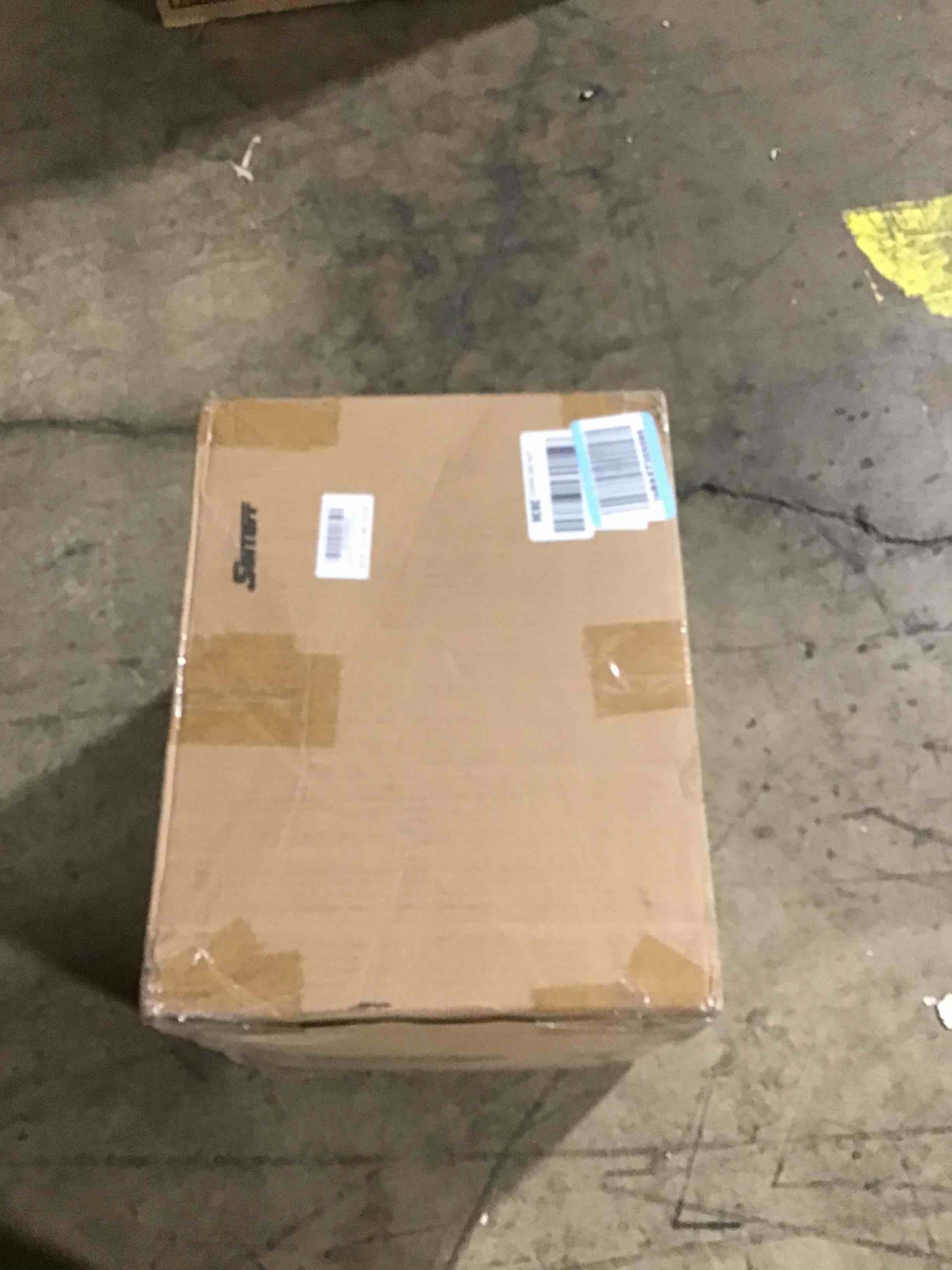 https://s3.amazonaws.com/lotting-images-prod/bidfta/RED6414692_1722863314335.jpeg
