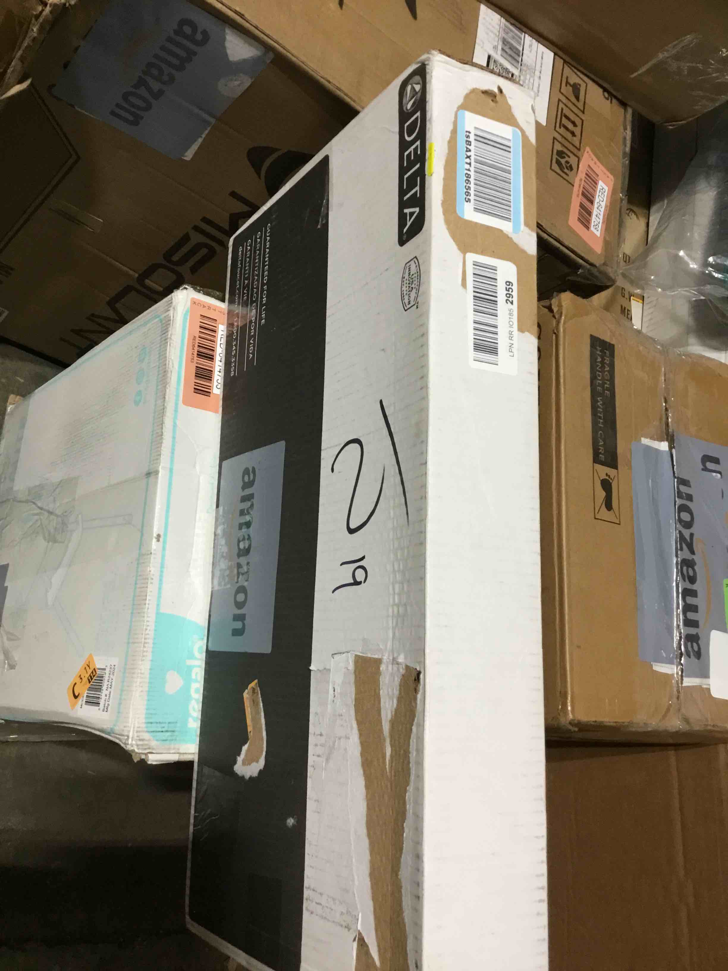 https://s3.amazonaws.com/lotting-images-prod/bidfta/RED6414770_1722966093416.jpeg