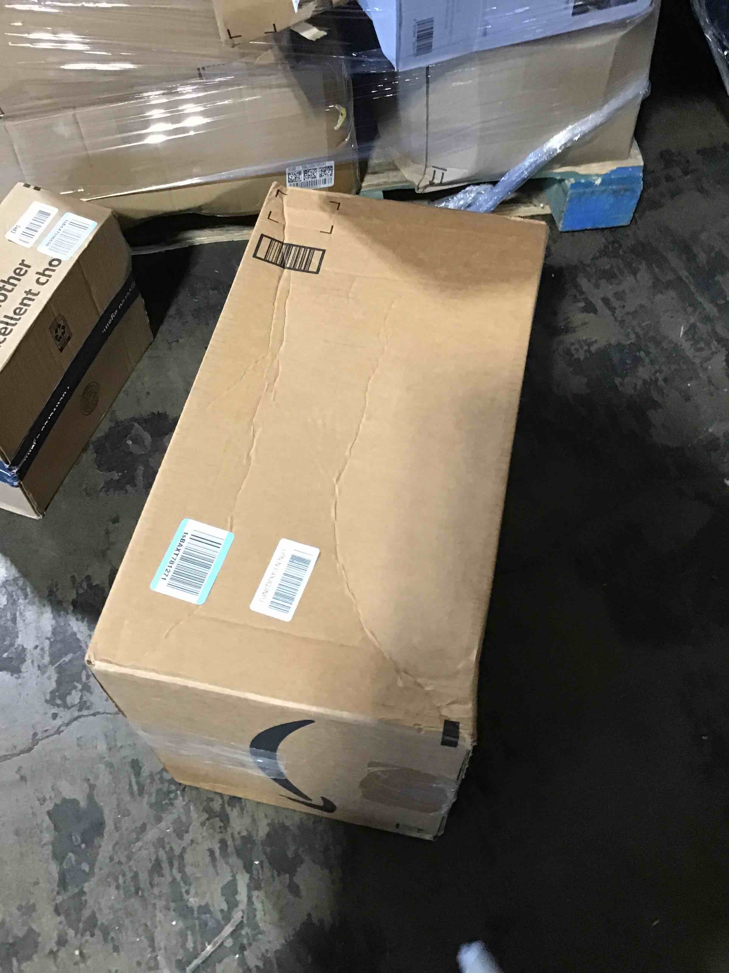https://s3.amazonaws.com/lotting-images-prod/bidfta/RED6414940_1723040131049.jpeg