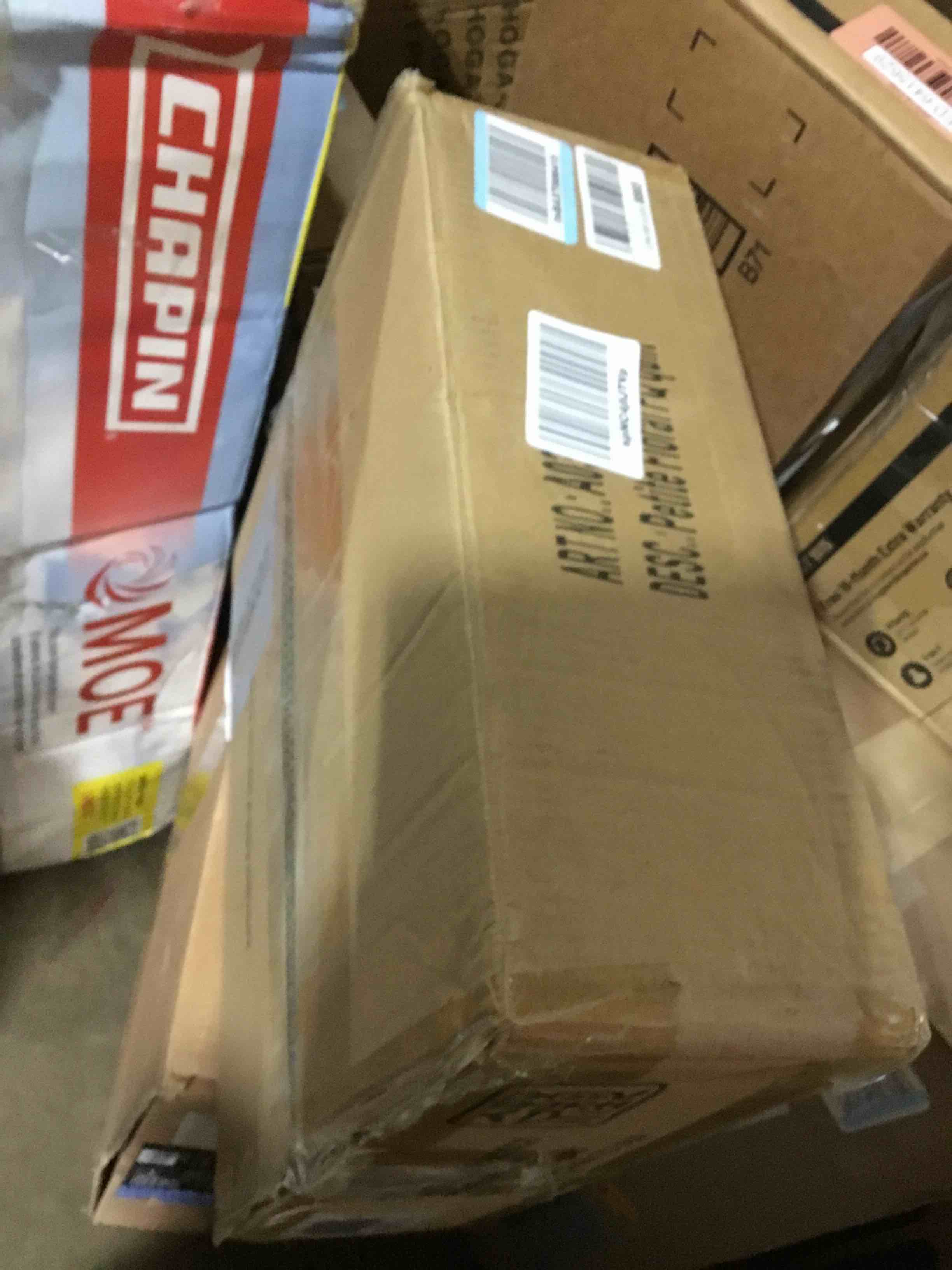 https://s3.amazonaws.com/lotting-images-prod/bidfta/RED6415646_1723648974975.jpeg