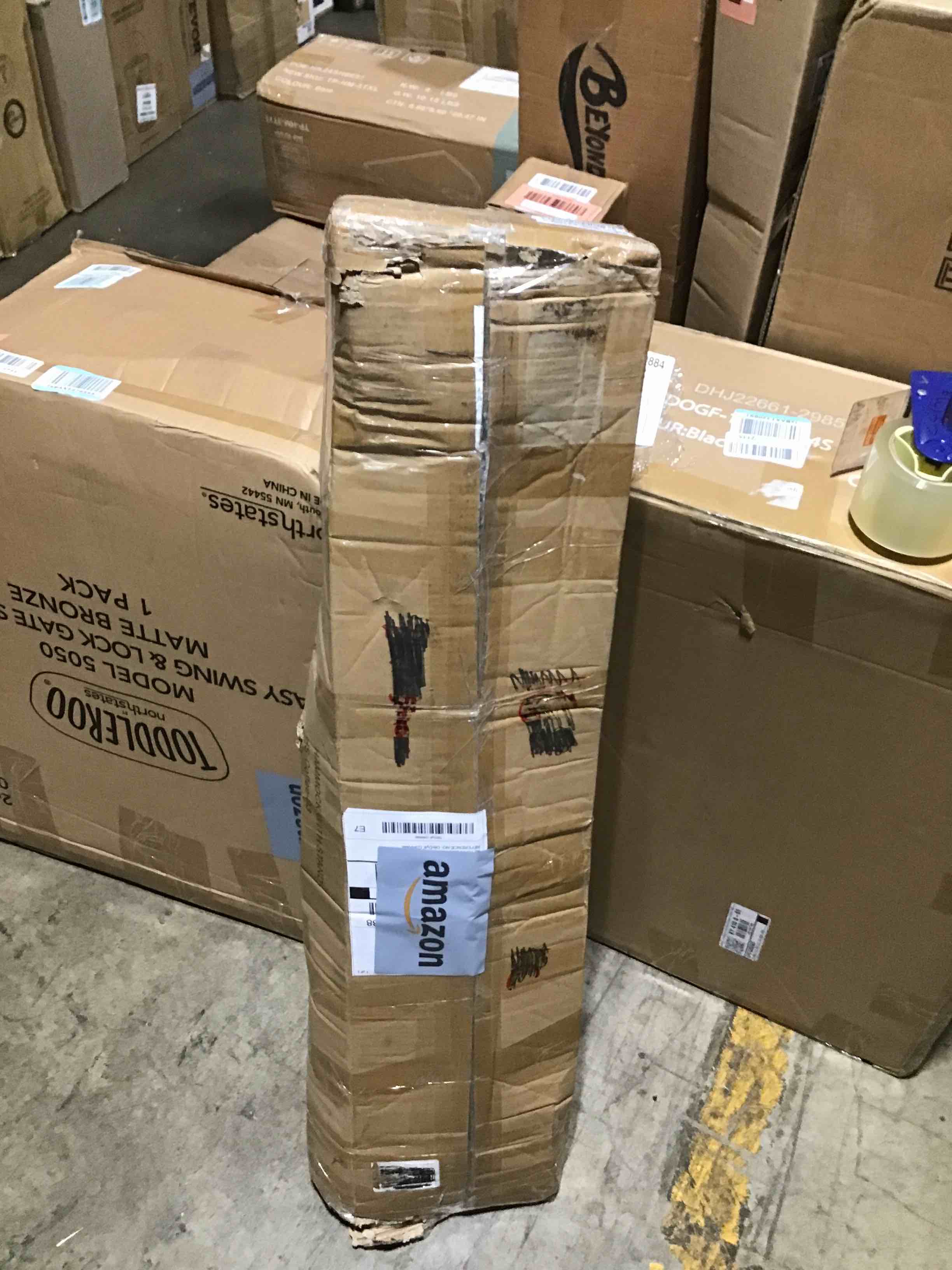 https://s3.amazonaws.com/lotting-images-prod/bidfta/RED6415885_1724159053506.jpeg