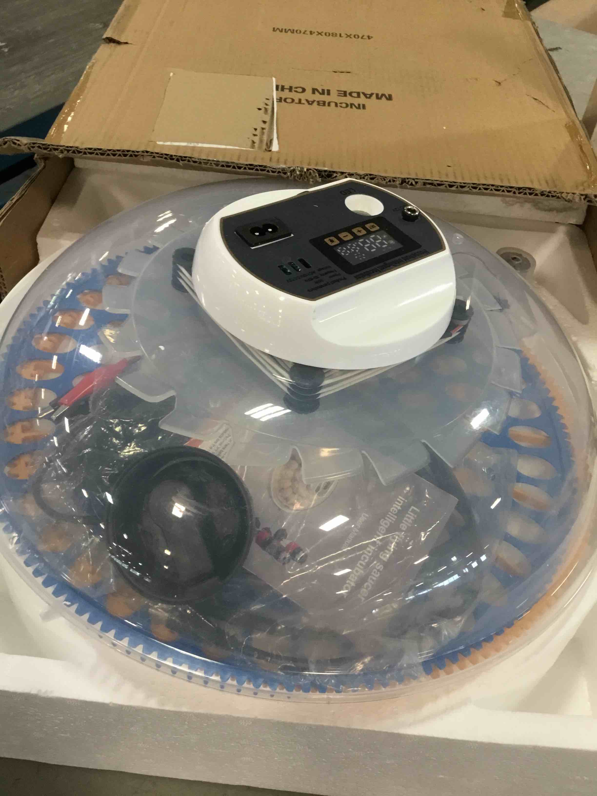 https://s3.amazonaws.com/lotting-images-prod/bidfta/RED6415950_1718306858600.jpeg