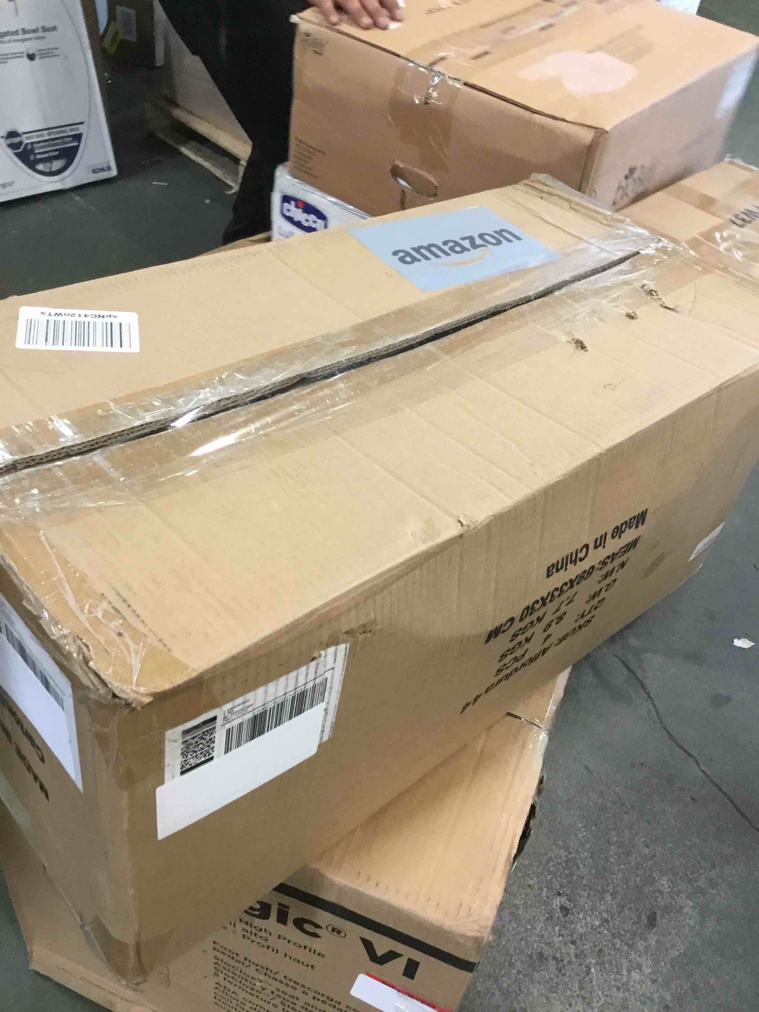 https://s3.amazonaws.com/lotting-images-prod/bidfta/RED6416153_1718472481589.jpeg