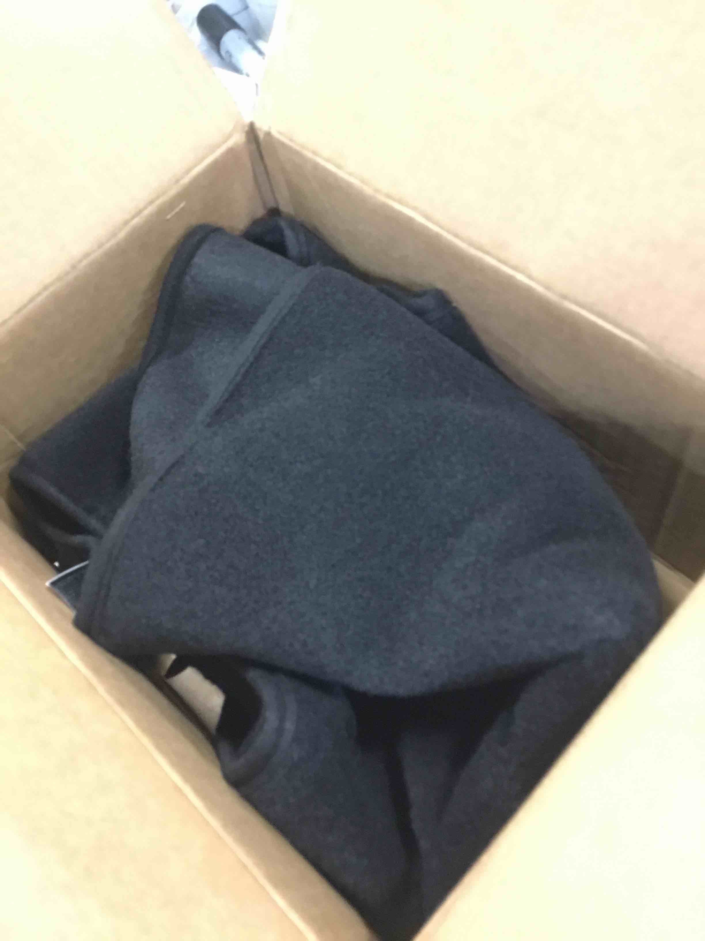 https://s3.amazonaws.com/lotting-images-prod/bidfta/RED6416164_1718473632202.jpeg