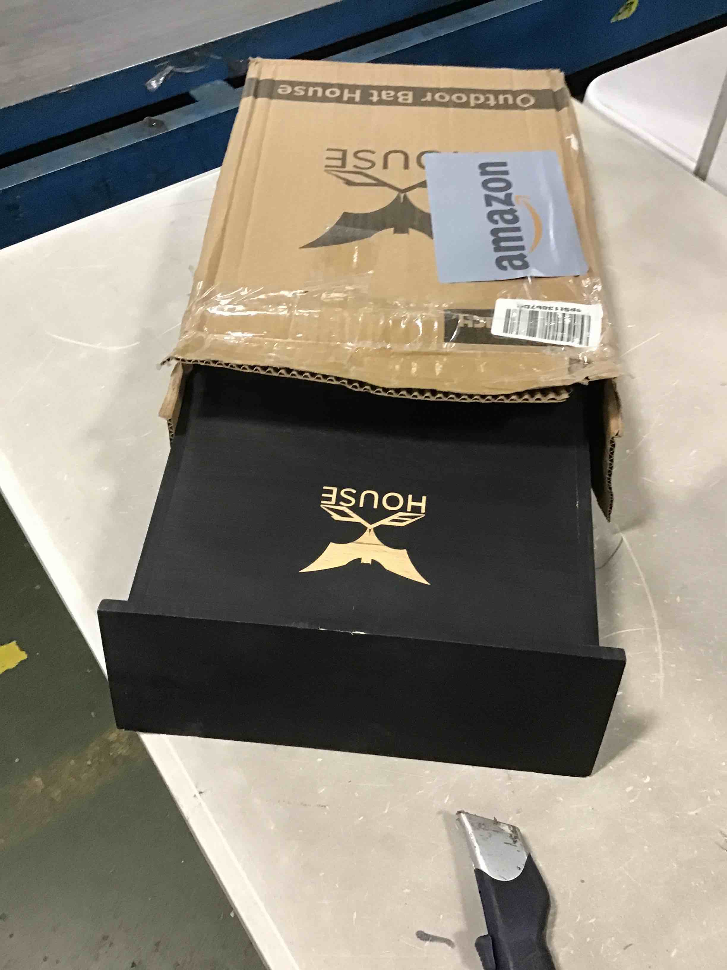 https://s3.amazonaws.com/lotting-images-prod/bidfta/RED6416219_1718544544194.jpeg