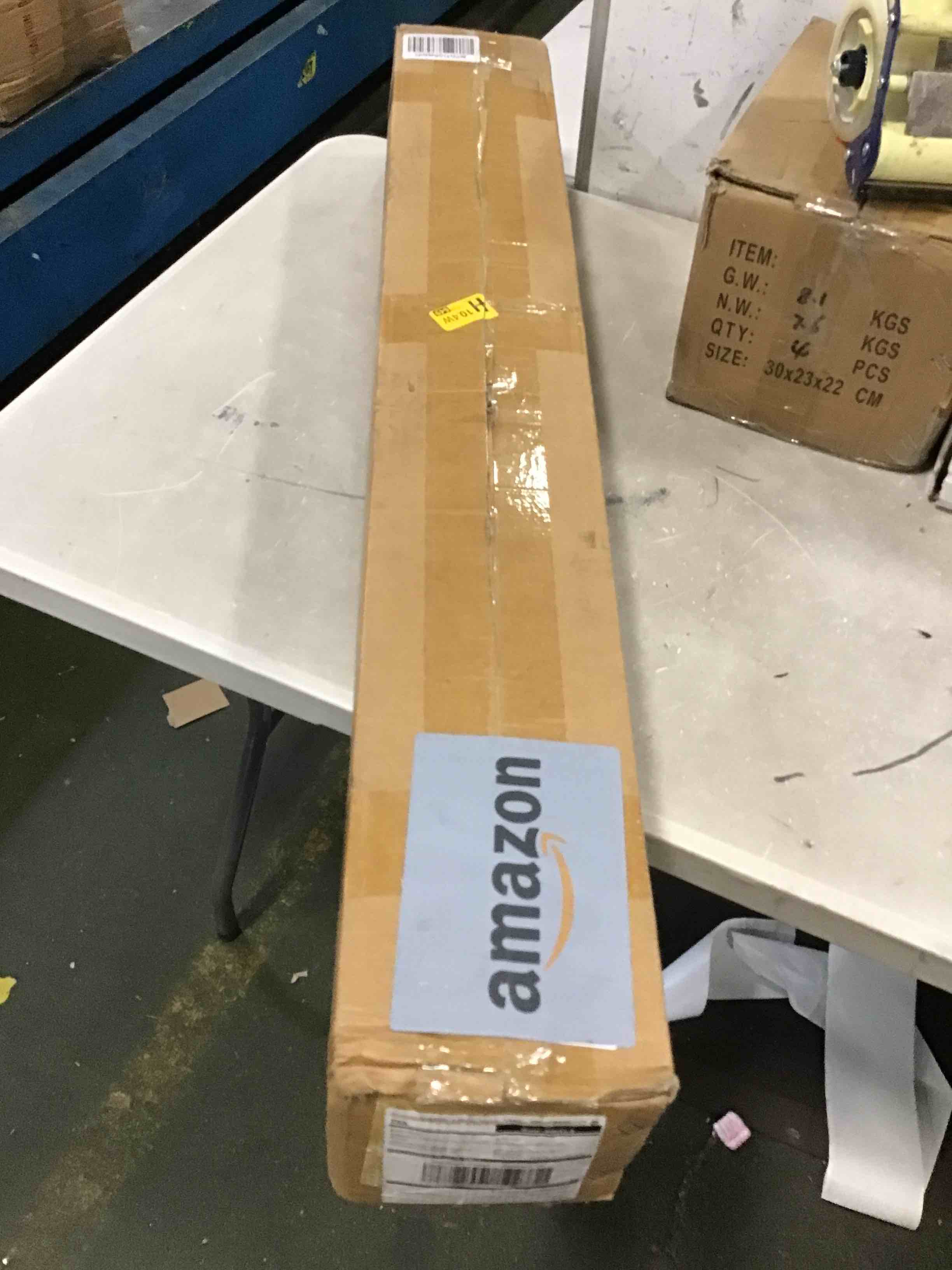 https://s3.amazonaws.com/lotting-images-prod/bidfta/RED6416255_1718551678251.jpeg