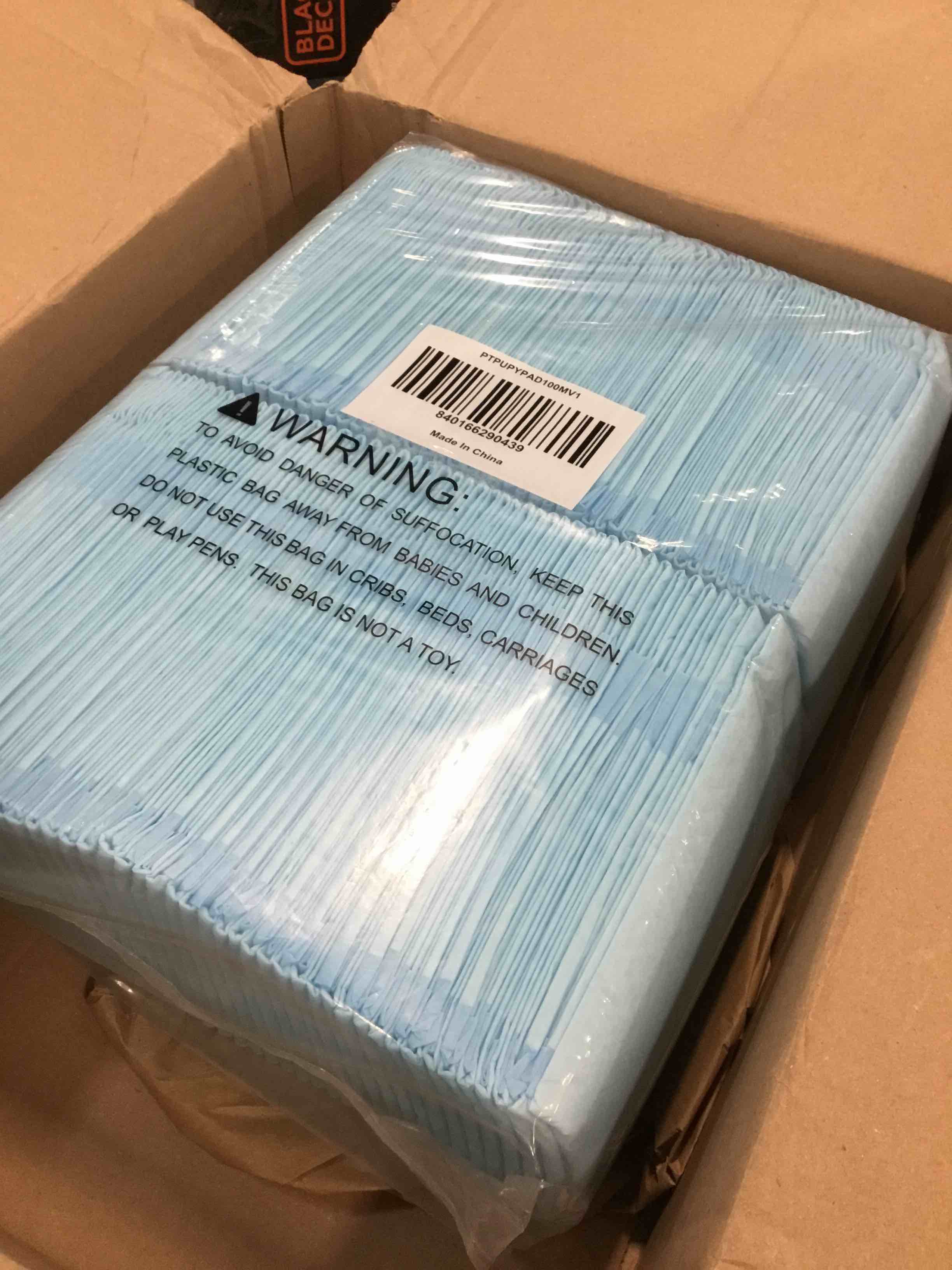 https://s3.amazonaws.com/lotting-images-prod/bidfta/RED6416819_1718797239090.jpeg