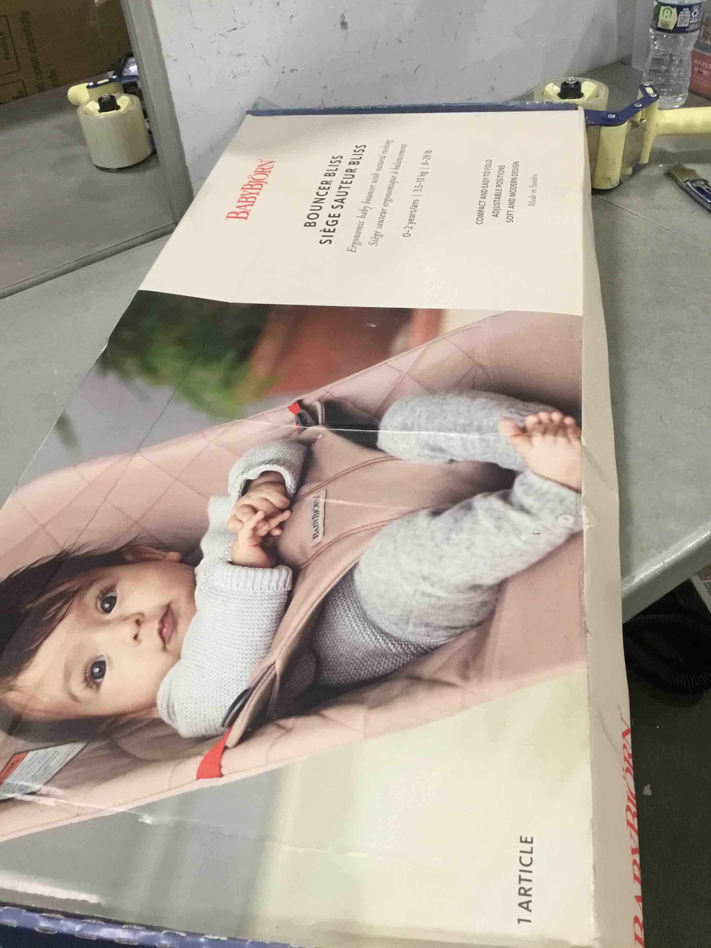 https://s3.amazonaws.com/lotting-images-prod/bidfta/RED6416866_1718802762081.jpeg