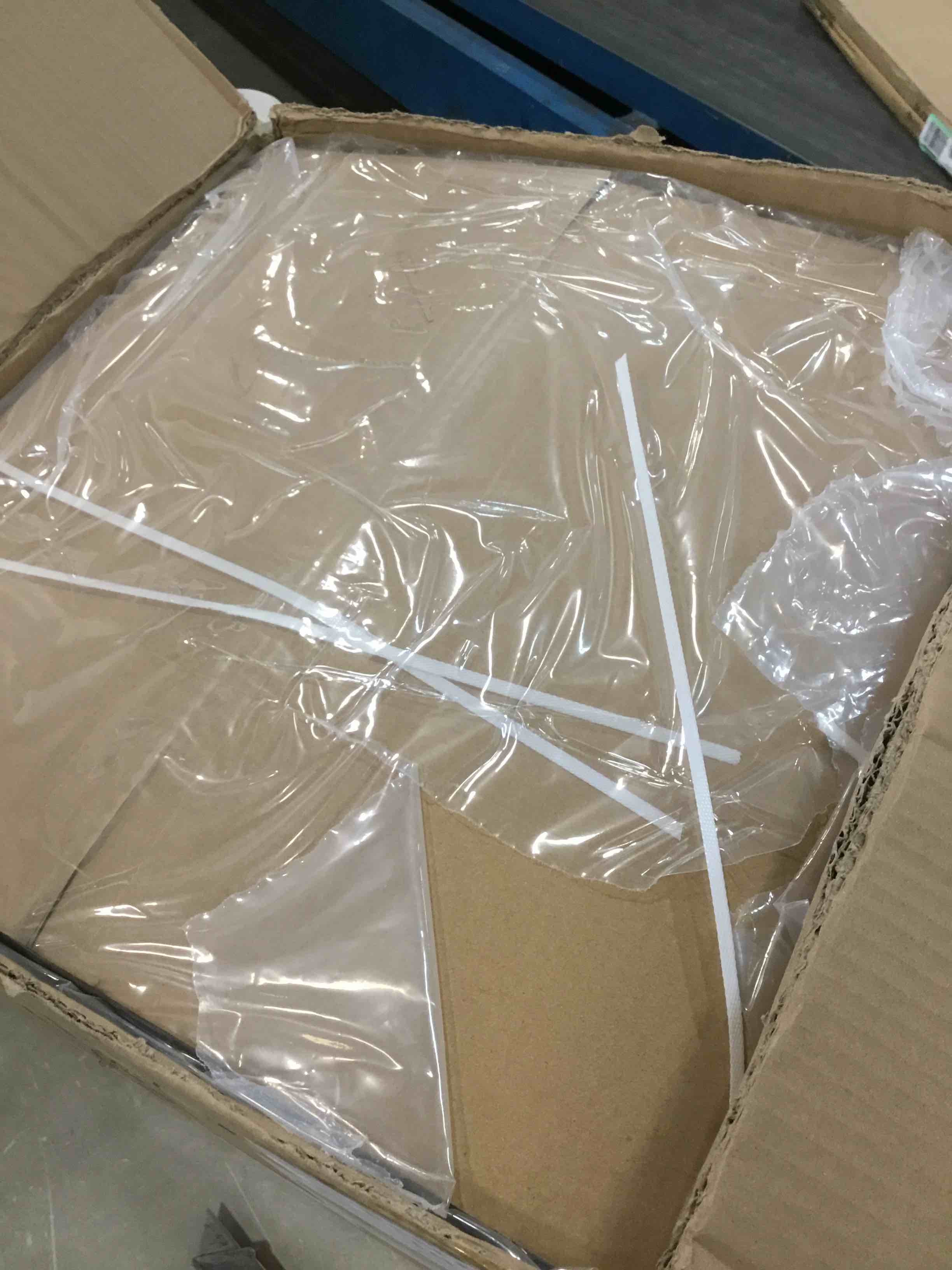 https://s3.amazonaws.com/lotting-images-prod/bidfta/RED6417115_1718890730699.jpeg