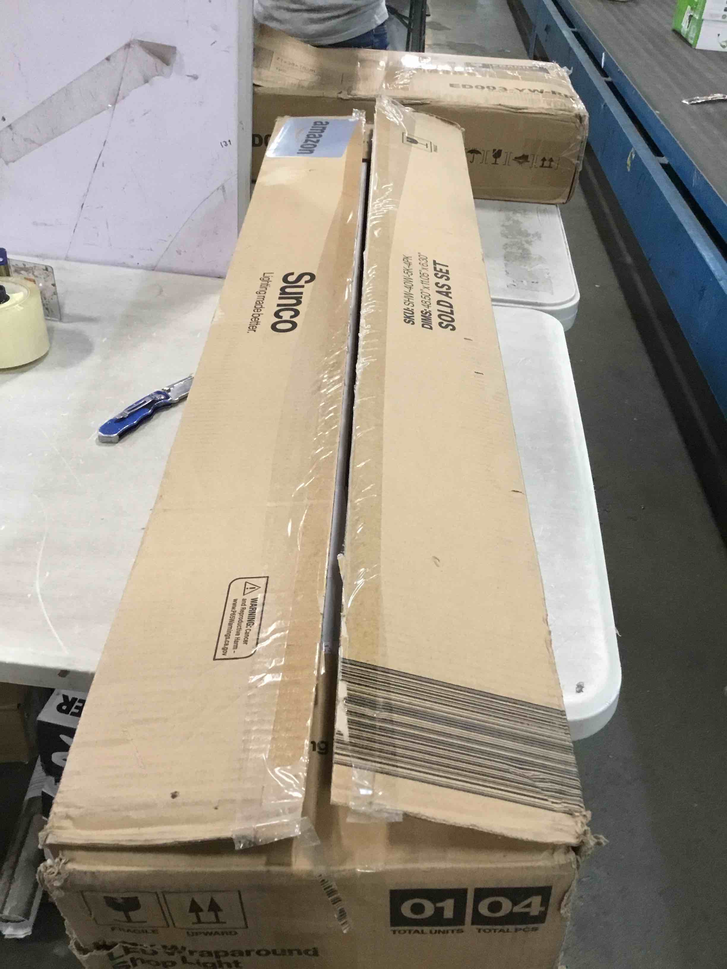 https://s3.amazonaws.com/lotting-images-prod/bidfta/RED6417218_1718906379954.jpeg