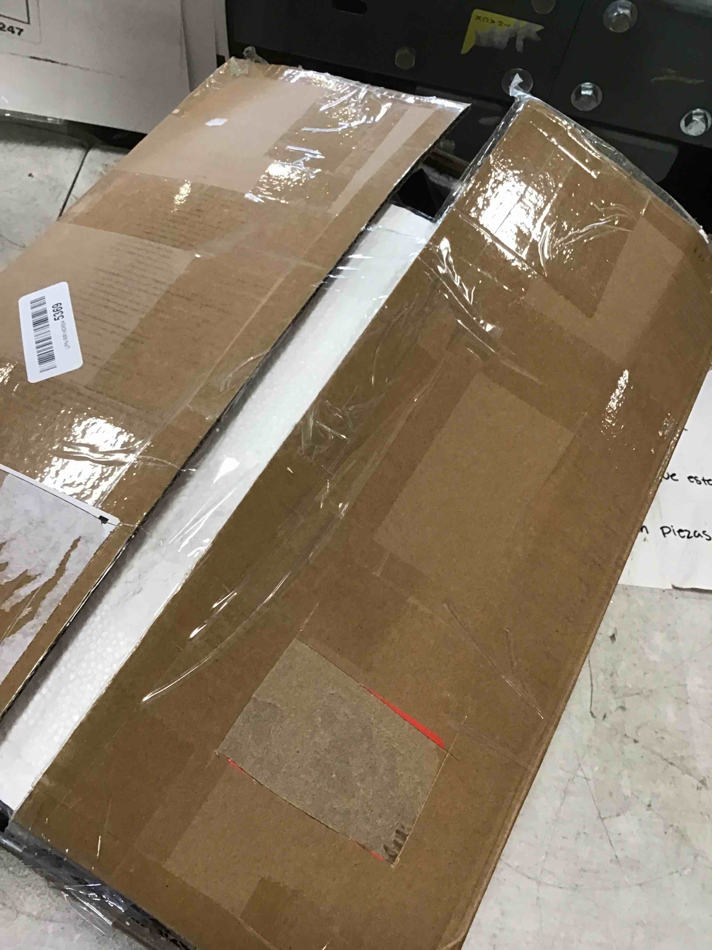 https://s3.amazonaws.com/lotting-images-prod/bidfta/RED6419766_1718646612198.jpeg