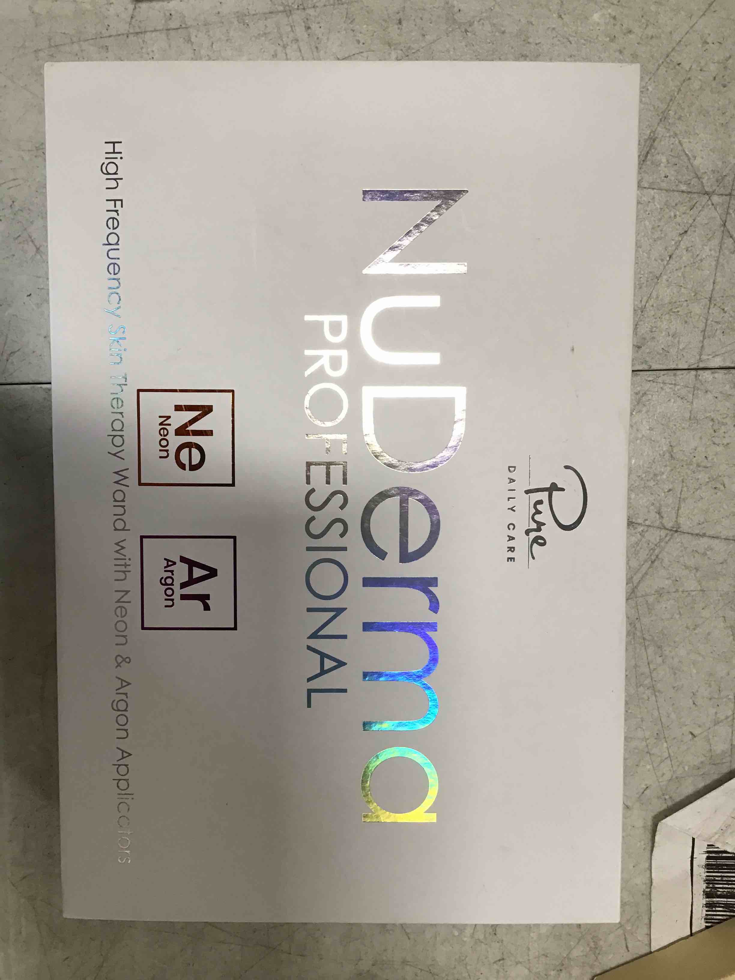 https://s3.amazonaws.com/lotting-images-prod/bidfta/RED6419873_1718666311914.jpeg
