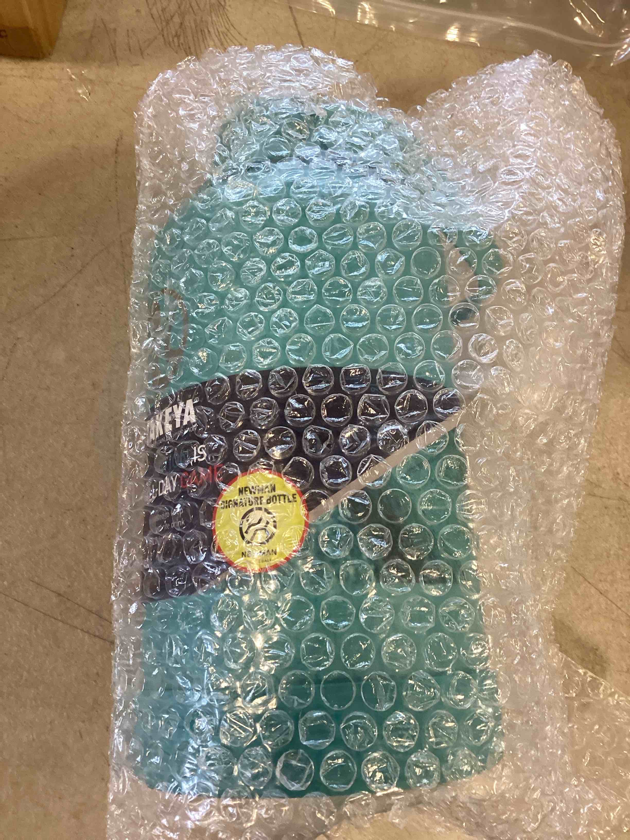https://s3.amazonaws.com/lotting-images-prod/bidfta/RED6420504_1718303851533.jpeg