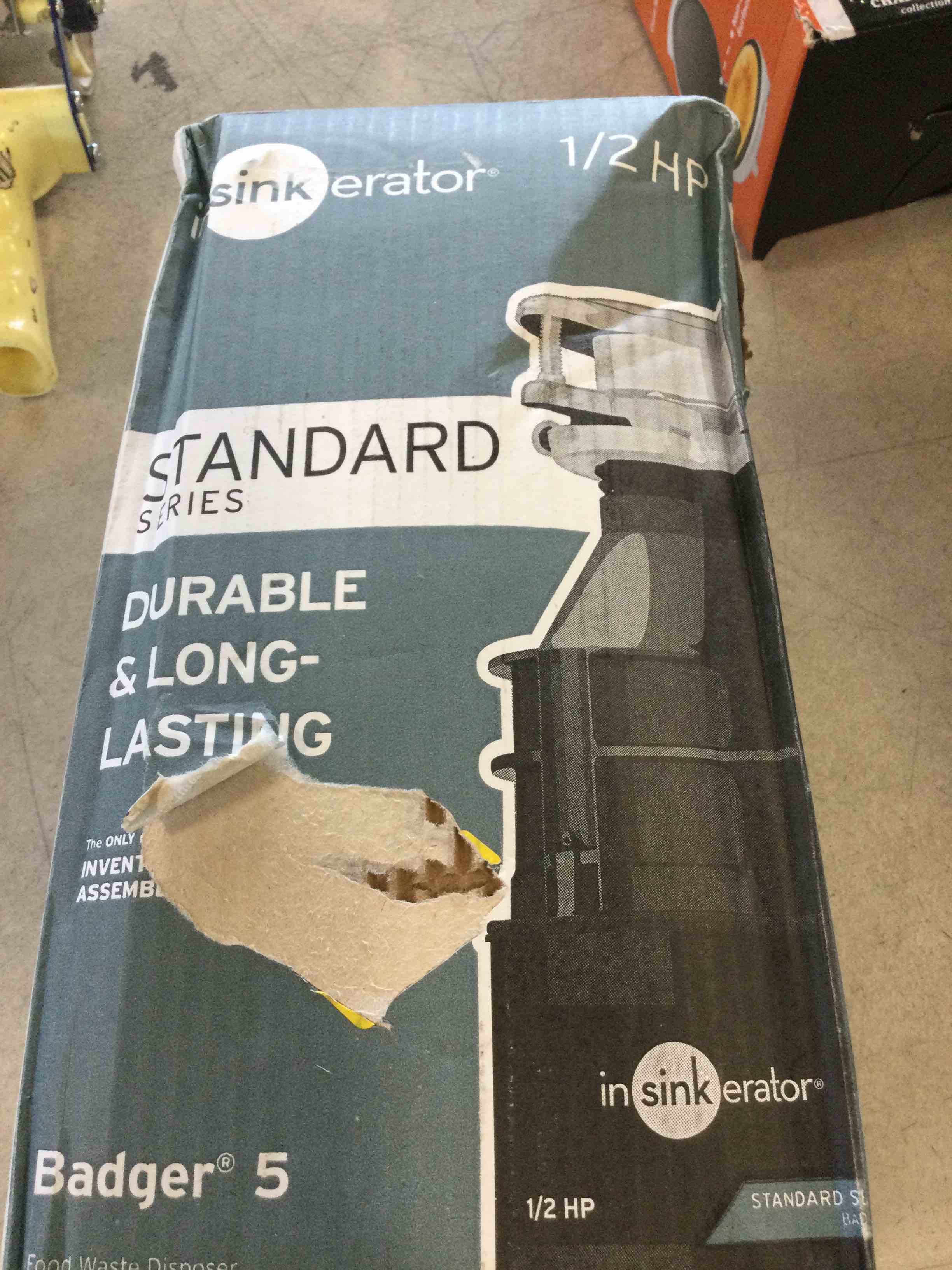 https://s3.amazonaws.com/lotting-images-prod/bidfta/RED6421013_1718458843844.jpeg