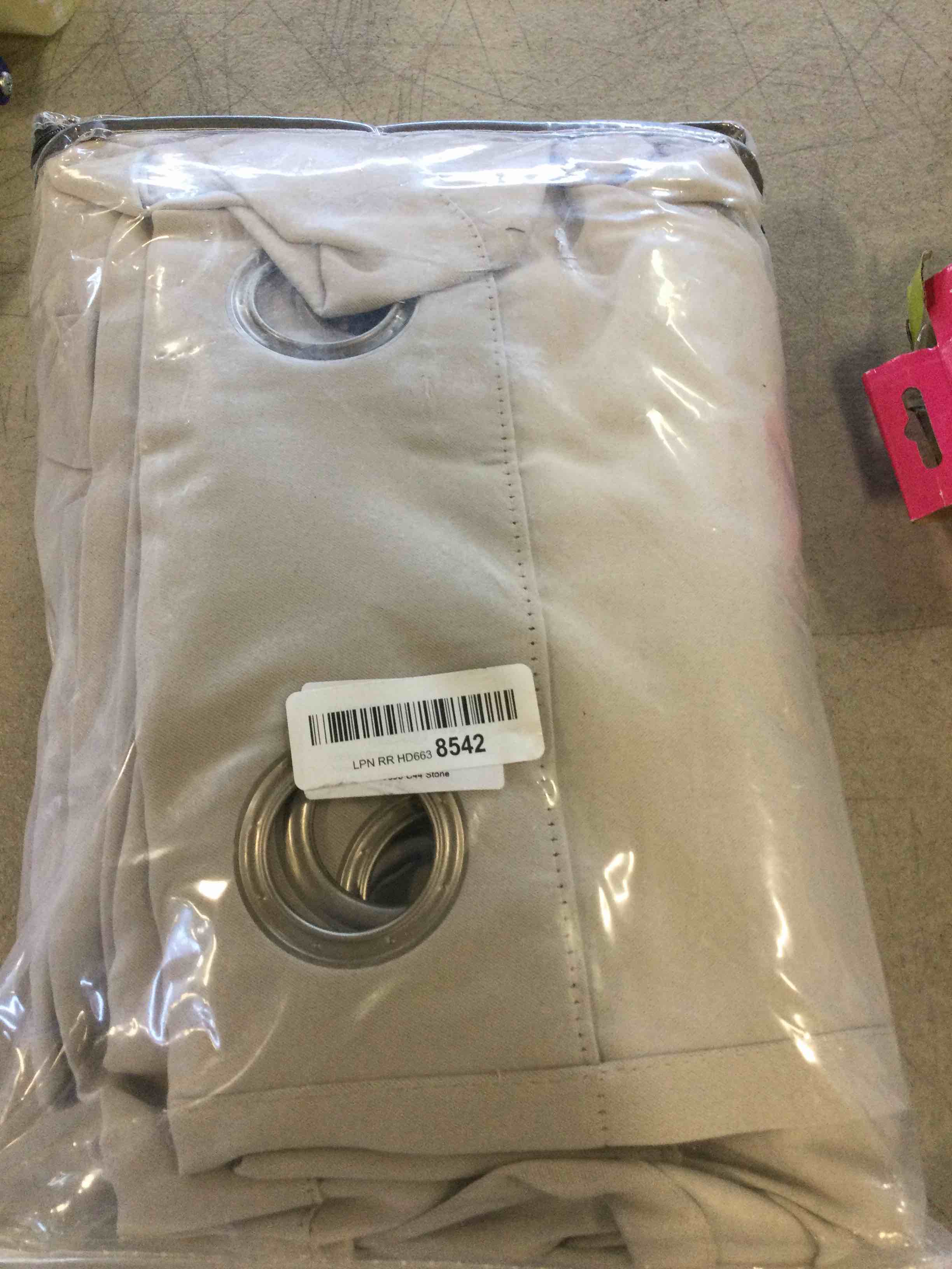 https://s3.amazonaws.com/lotting-images-prod/bidfta/RED6421078_1718463909447.jpeg