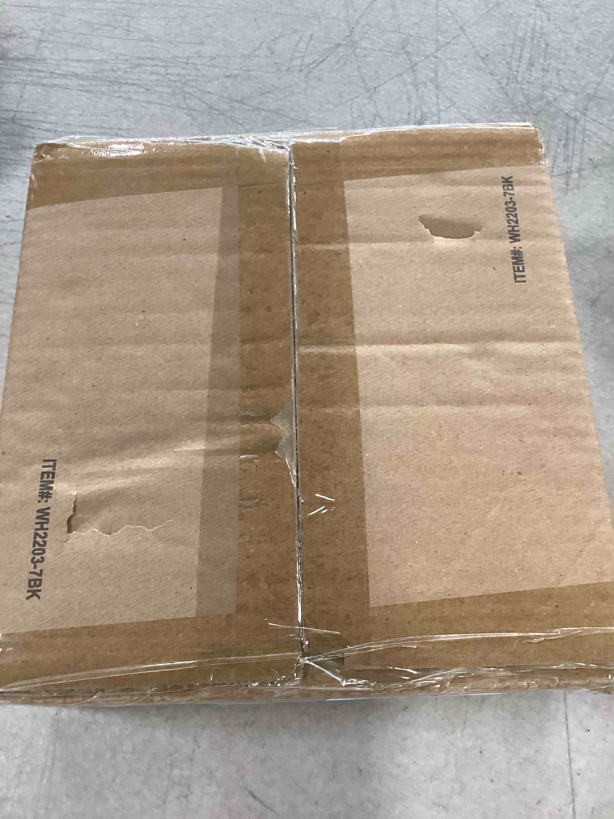 https://s3.amazonaws.com/lotting-images-prod/bidfta/RED6421784_1718795465145.jpeg